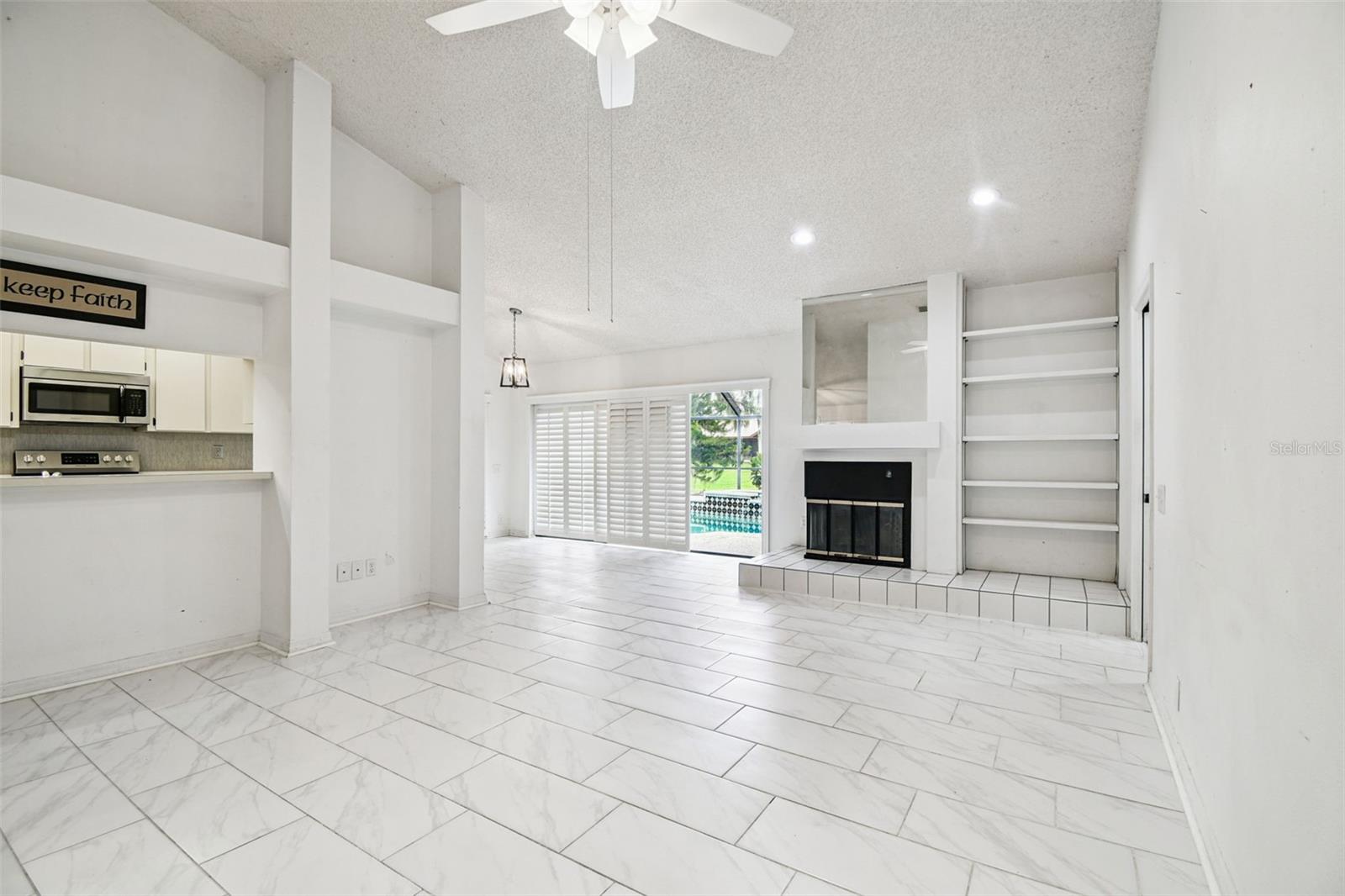 Image 21 of 48 For 1905 Horseshoe Drive