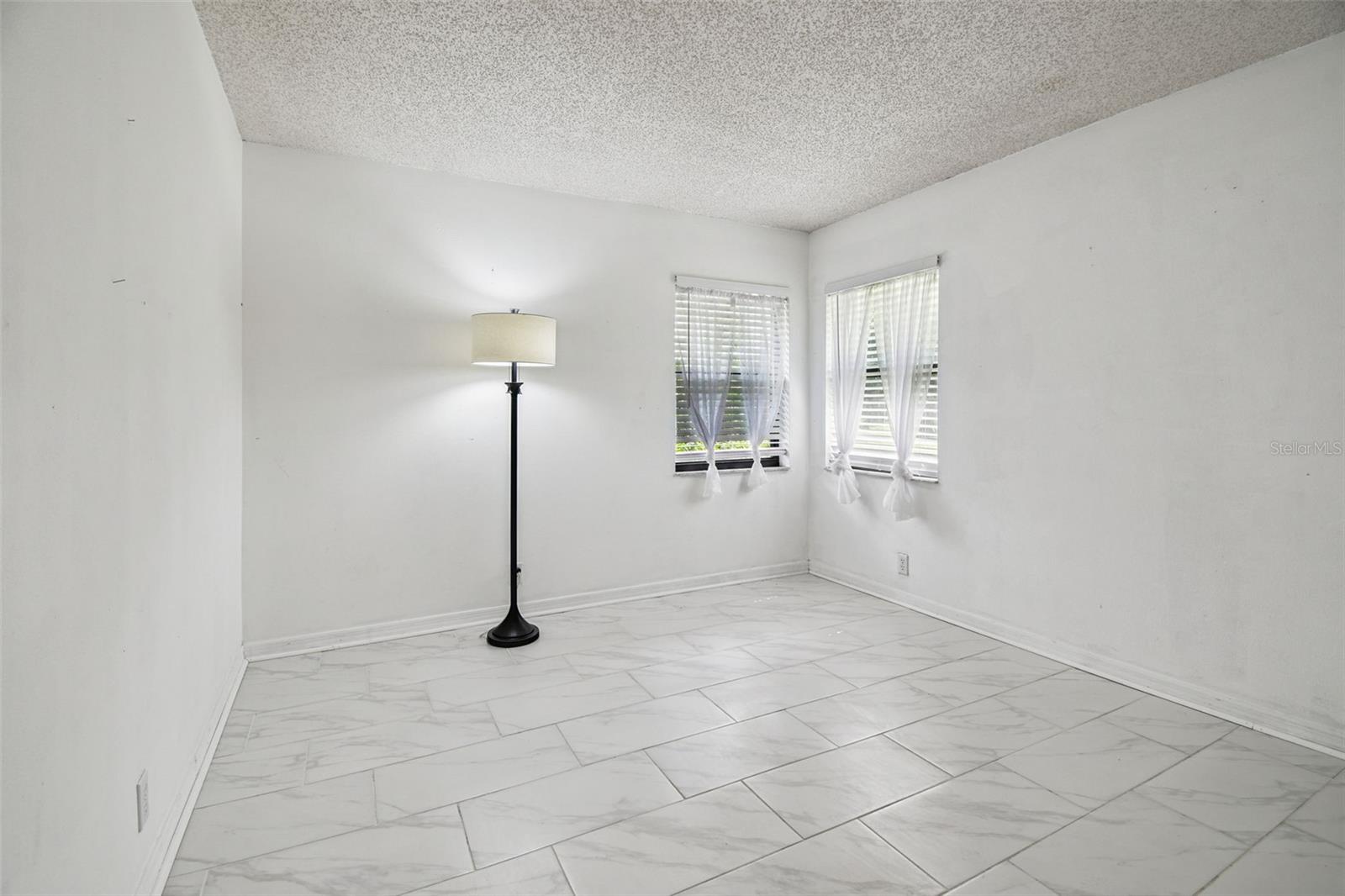 Image 36 of 48 For 1905 Horseshoe Drive