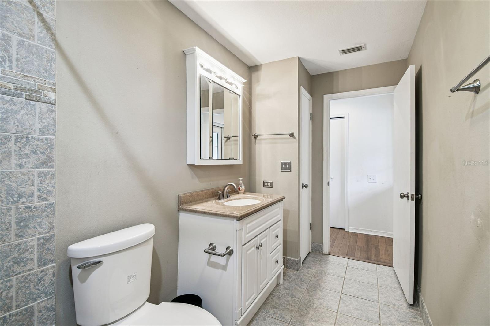 Image 39 of 48 For 1905 Horseshoe Drive