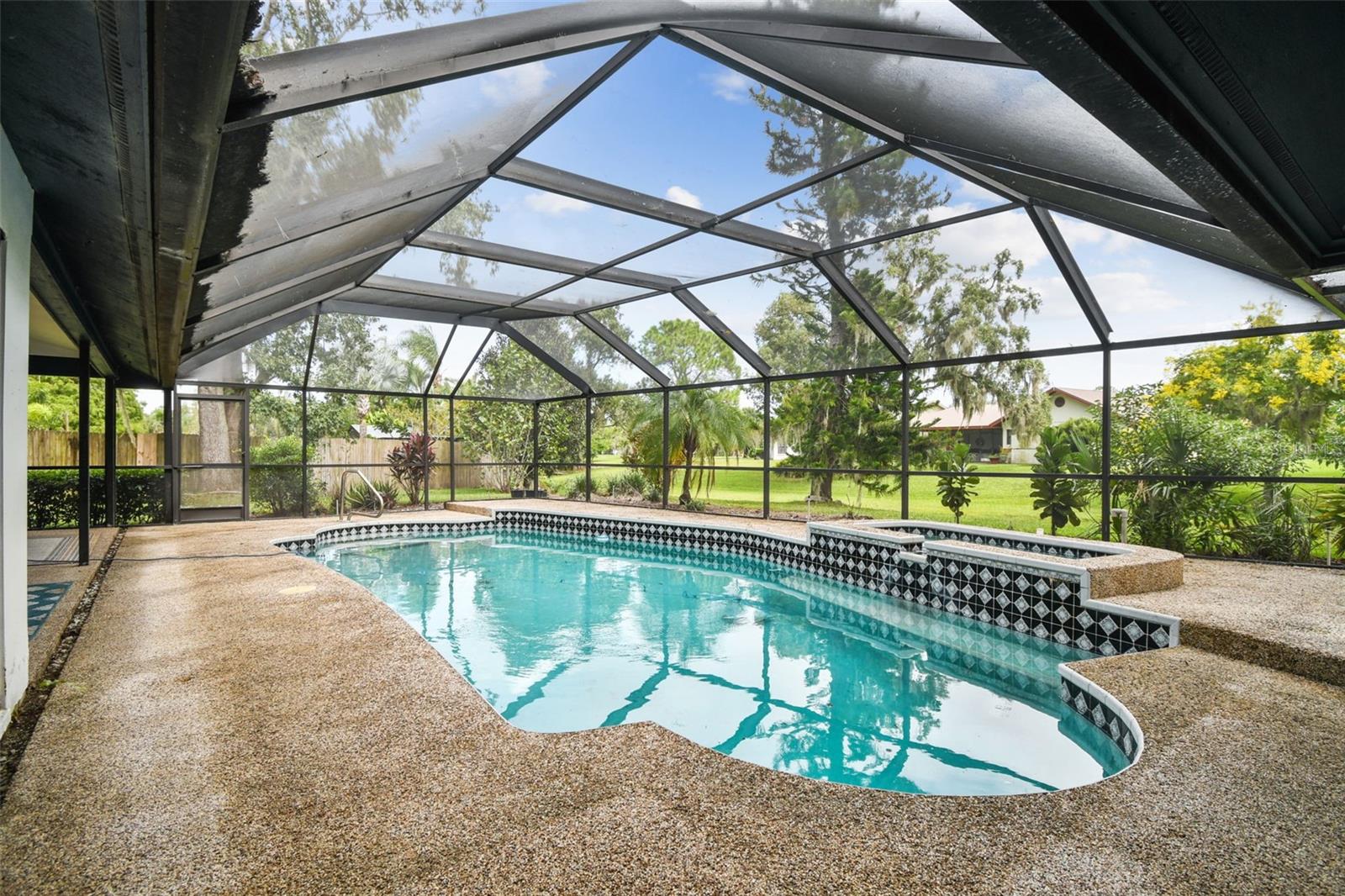 Image 41 of 48 For 1905 Horseshoe Drive