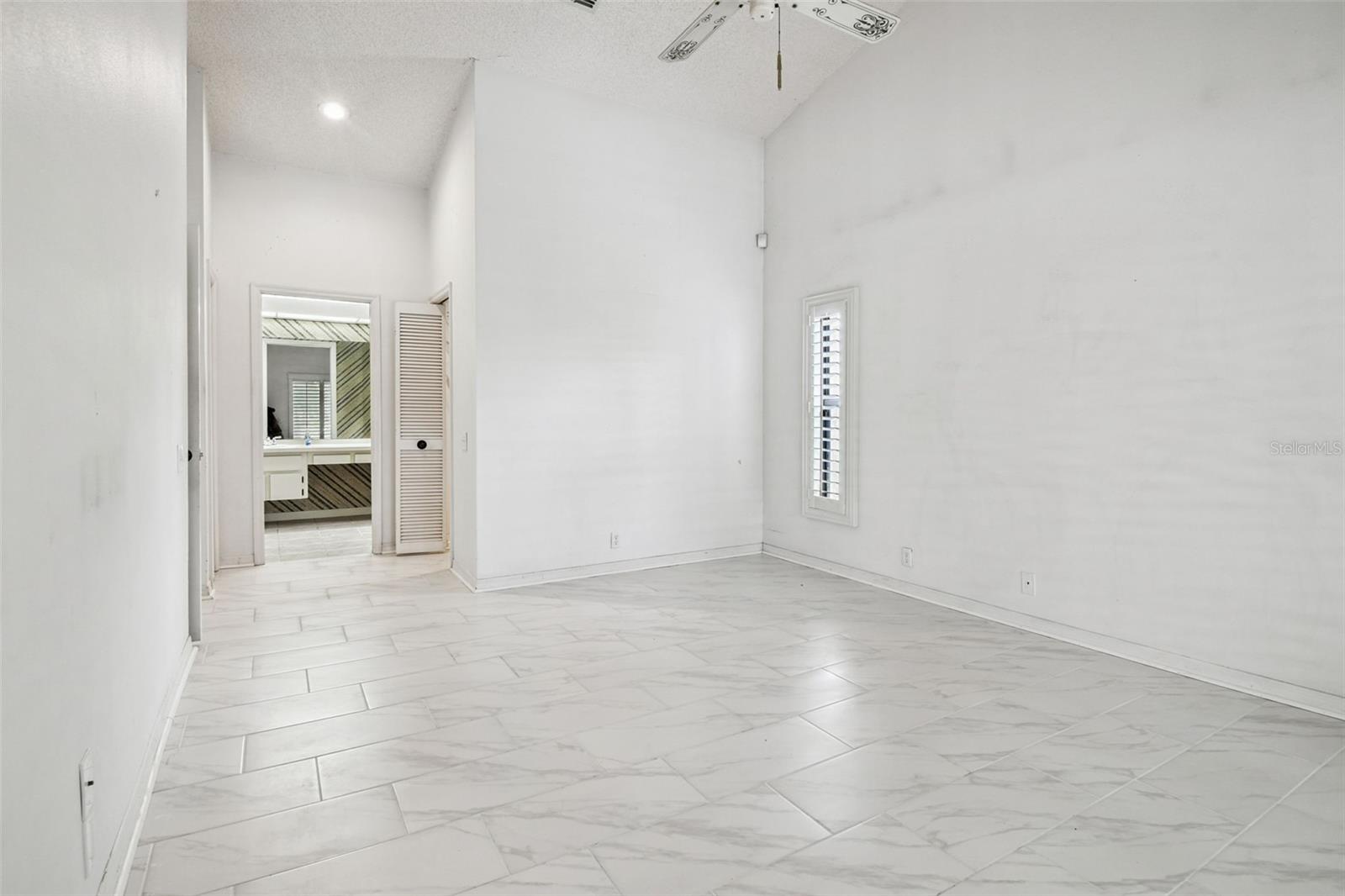 Image 7 of 48 For 1905 Horseshoe Drive