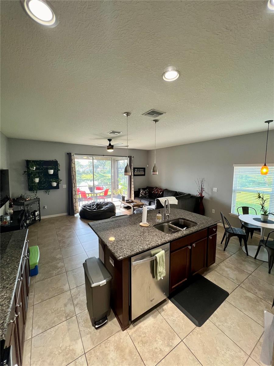 Image 8 of 22 For 6901 40th Lane N