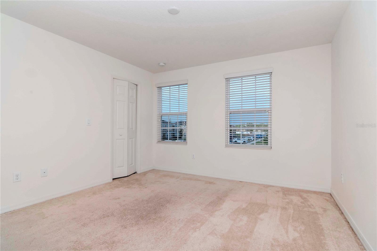 Image 17 of 20 For 8951 Walnut Gable Court