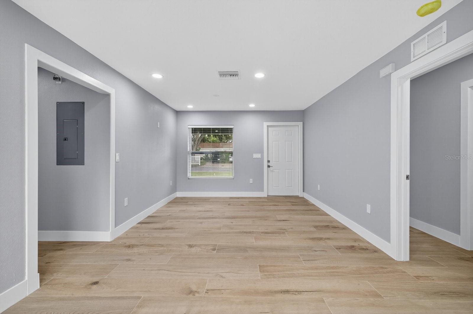 Image 9 of 34 For 4009 Wallace Avenue