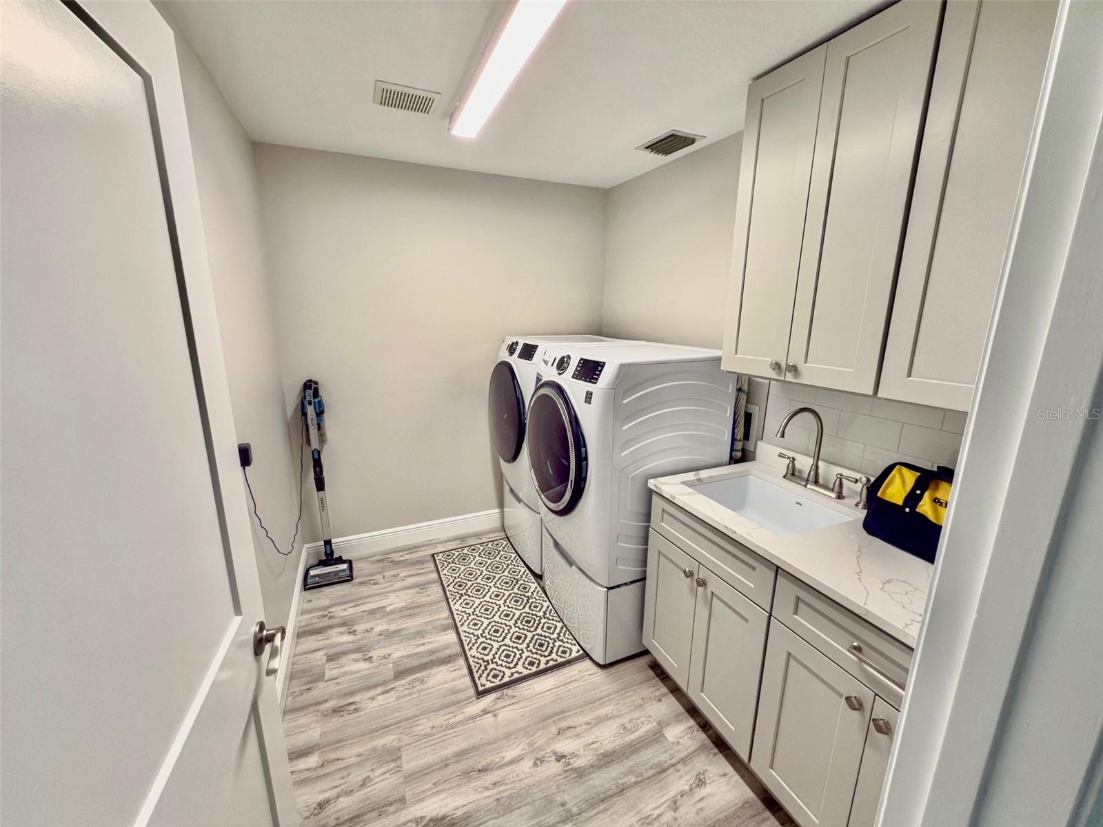 Image 26 of 32 For 7425 245th Street E