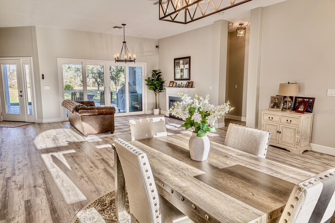 Image 6 of 22 For 7425 245th Street E