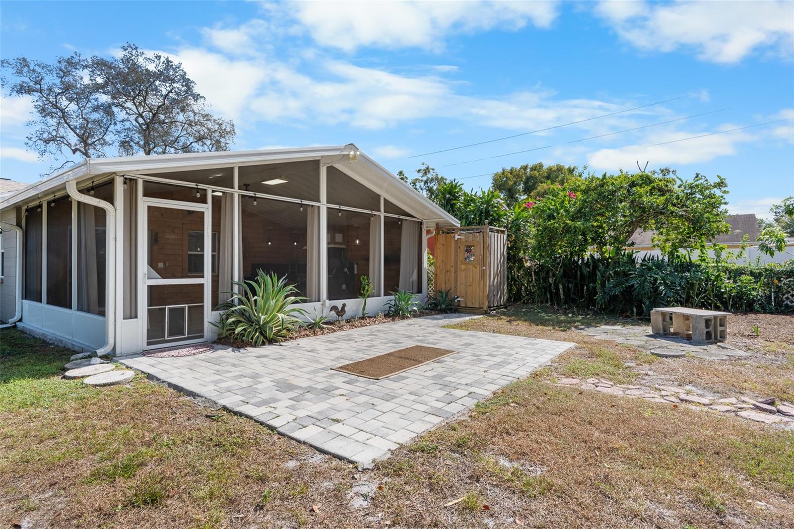 Image 32 of 46 For 8008 Gomez Avenue