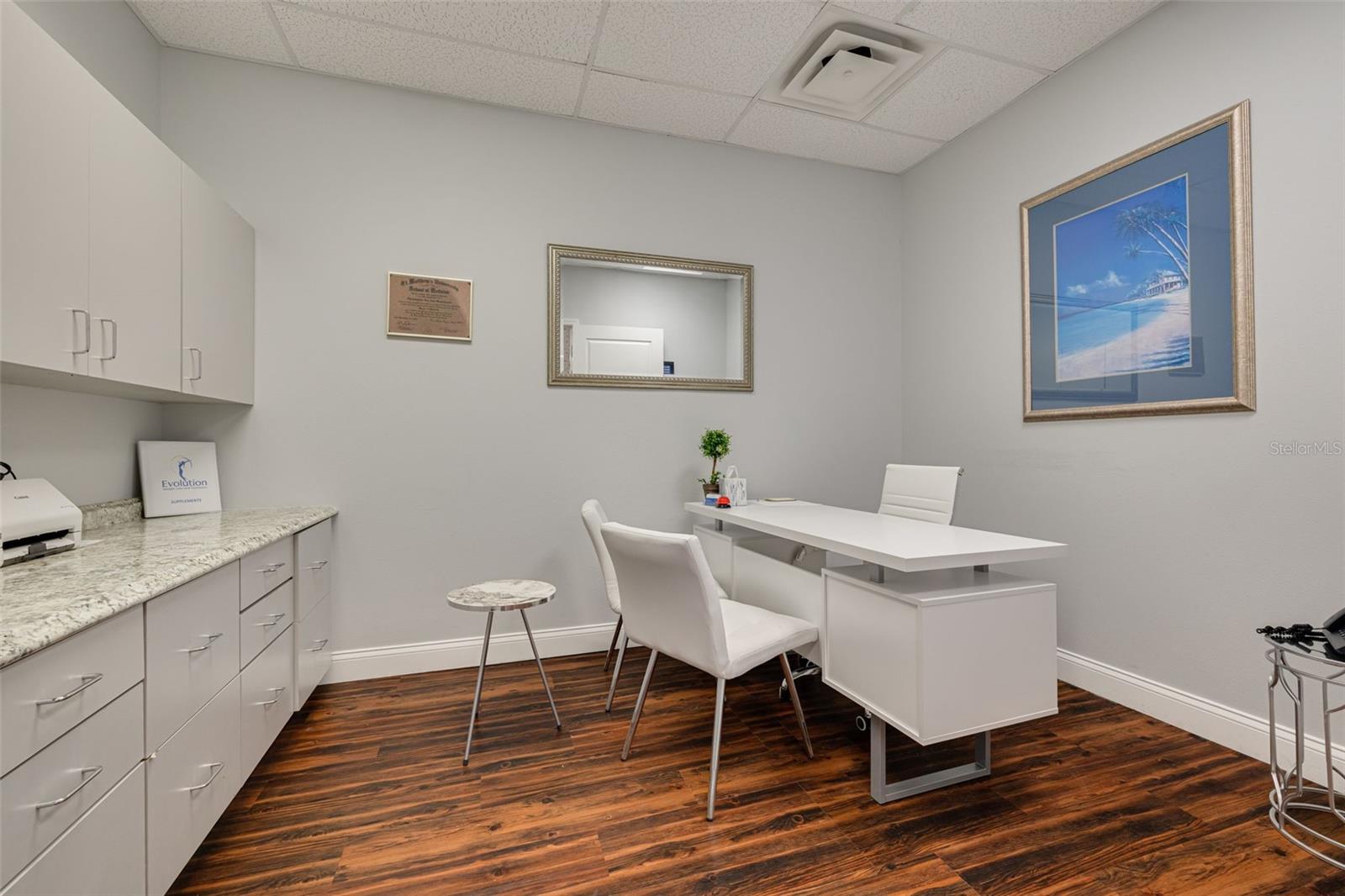 Image 26 of 36 For 1033 Bay Drive