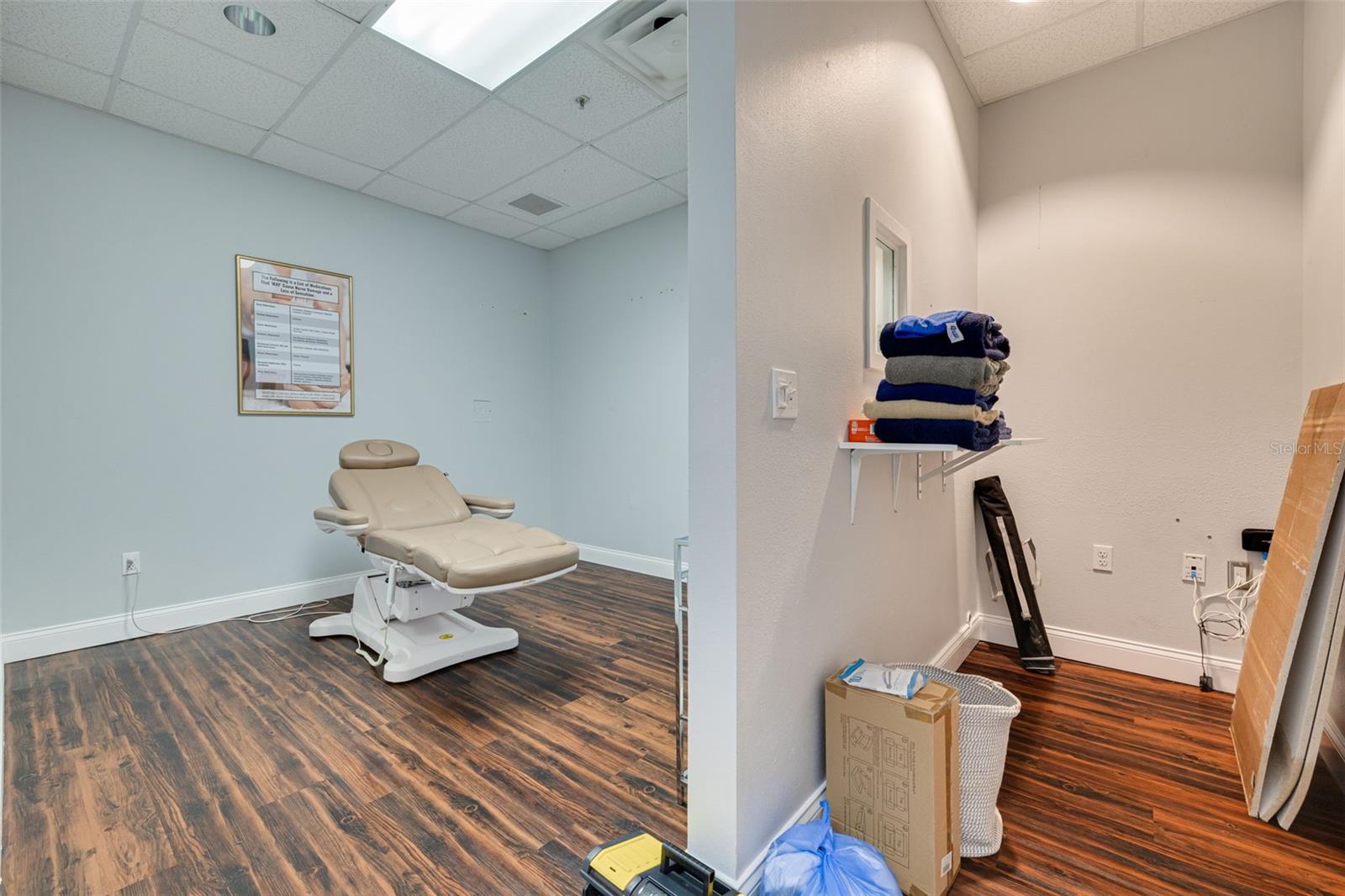 Image 28 of 36 For 1033 Bay Drive