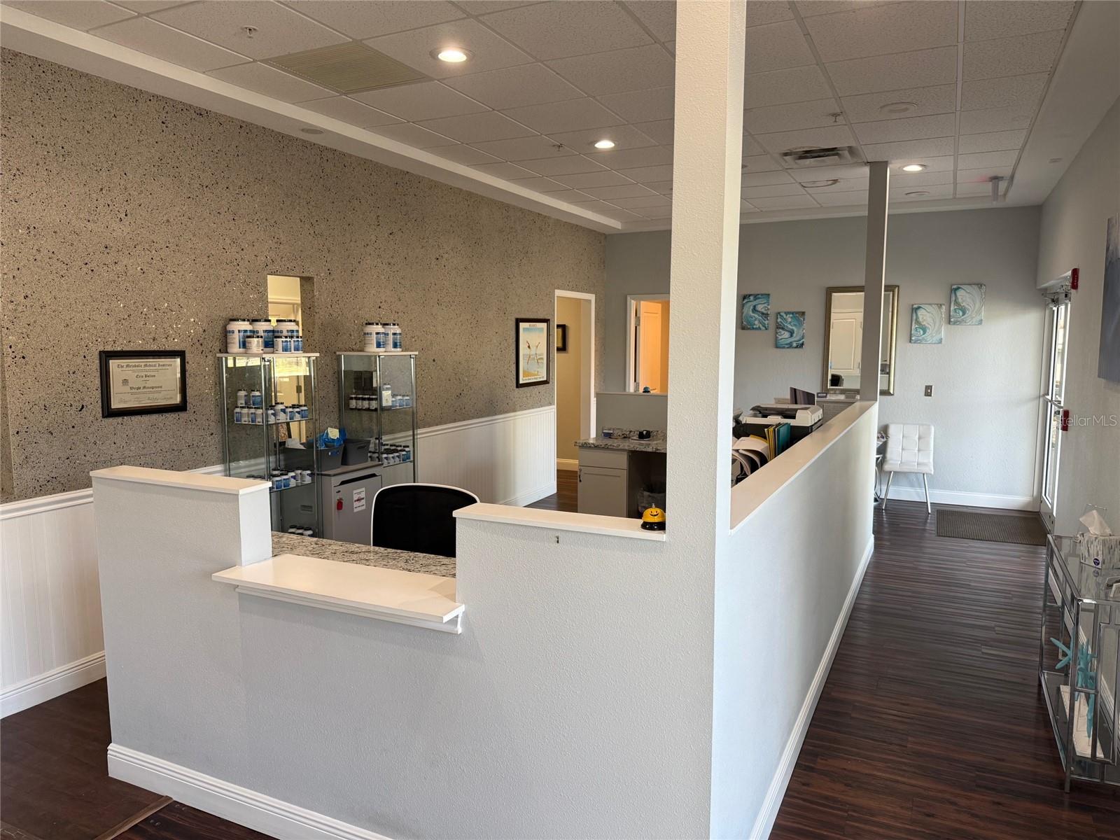 Image 3 of 36 For 1033 Bay Drive