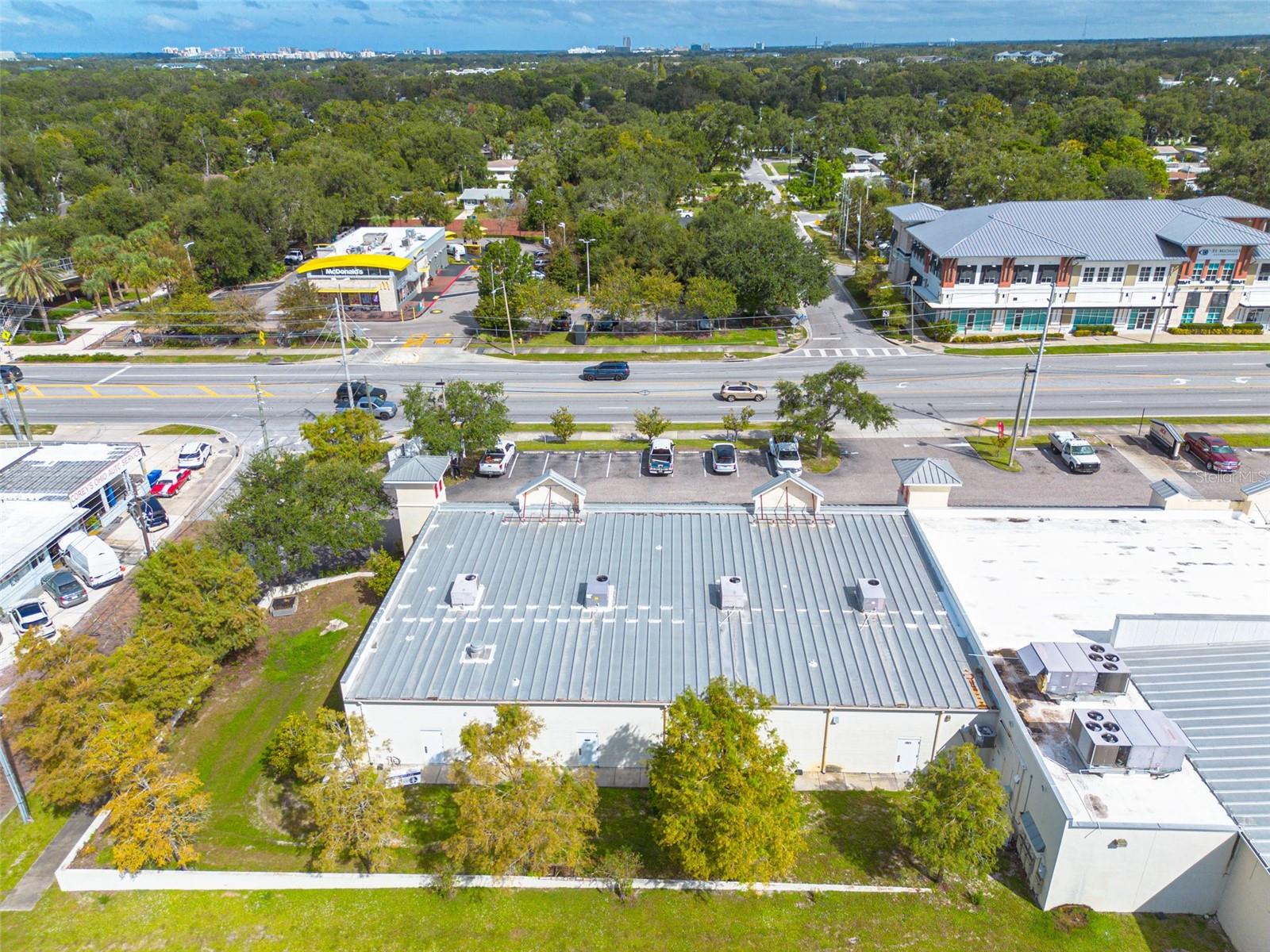 Image 32 of 36 For 1033 Bay Drive