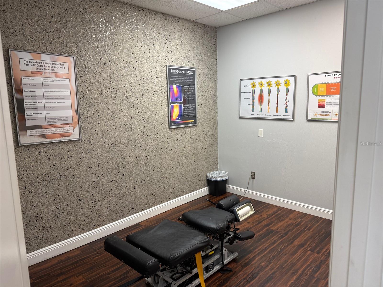 Image 7 of 36 For 1033 Bay Drive