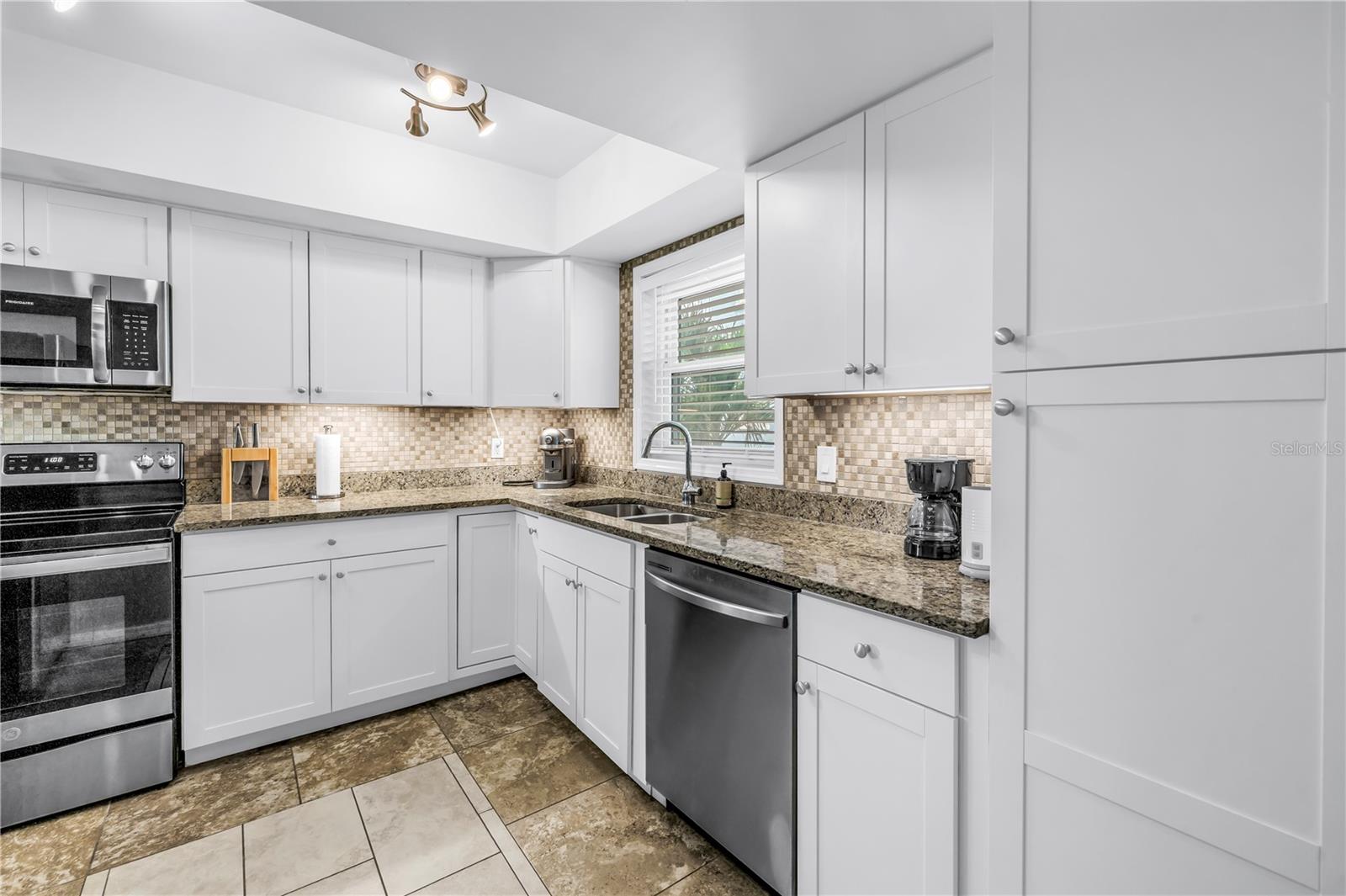 Image 9 of 45 For 6201 2nd Street E 82