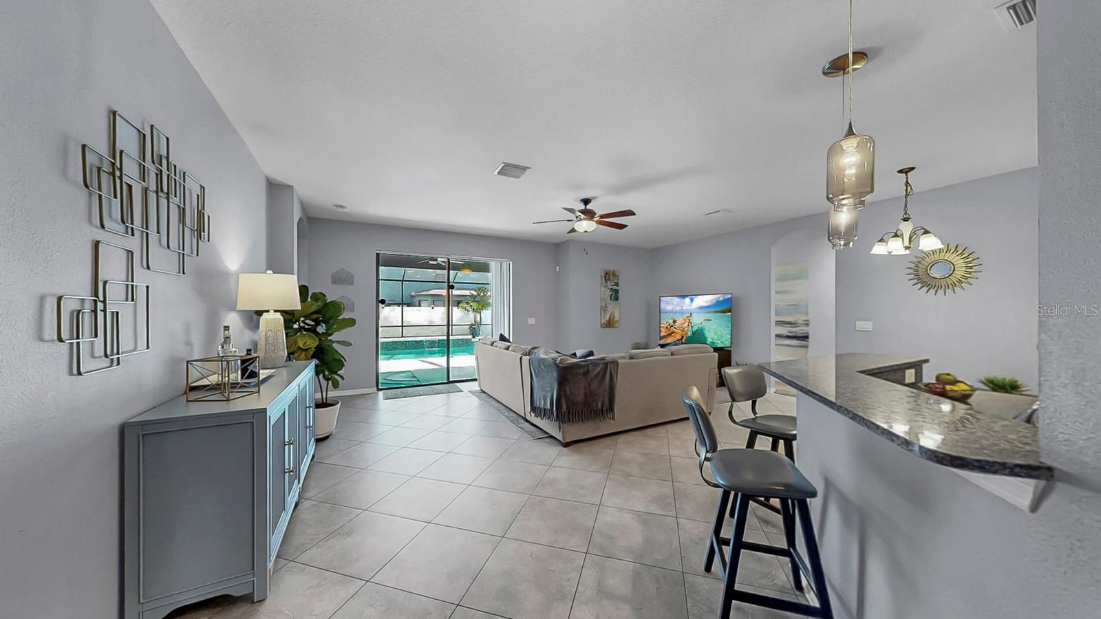 Image 11 of 57 For 8445 White Poplar Drive