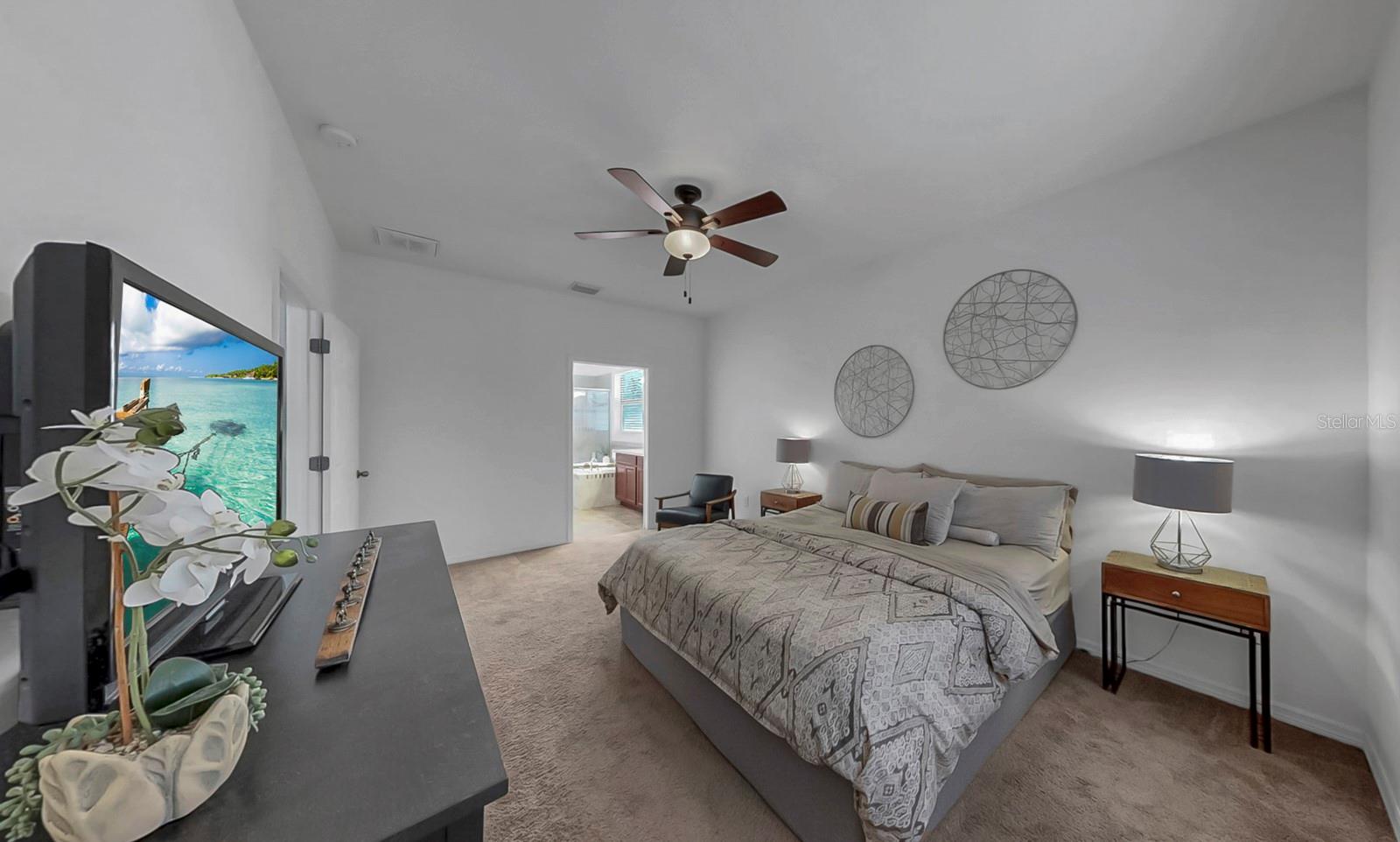 Image 31 of 57 For 8445 White Poplar Drive