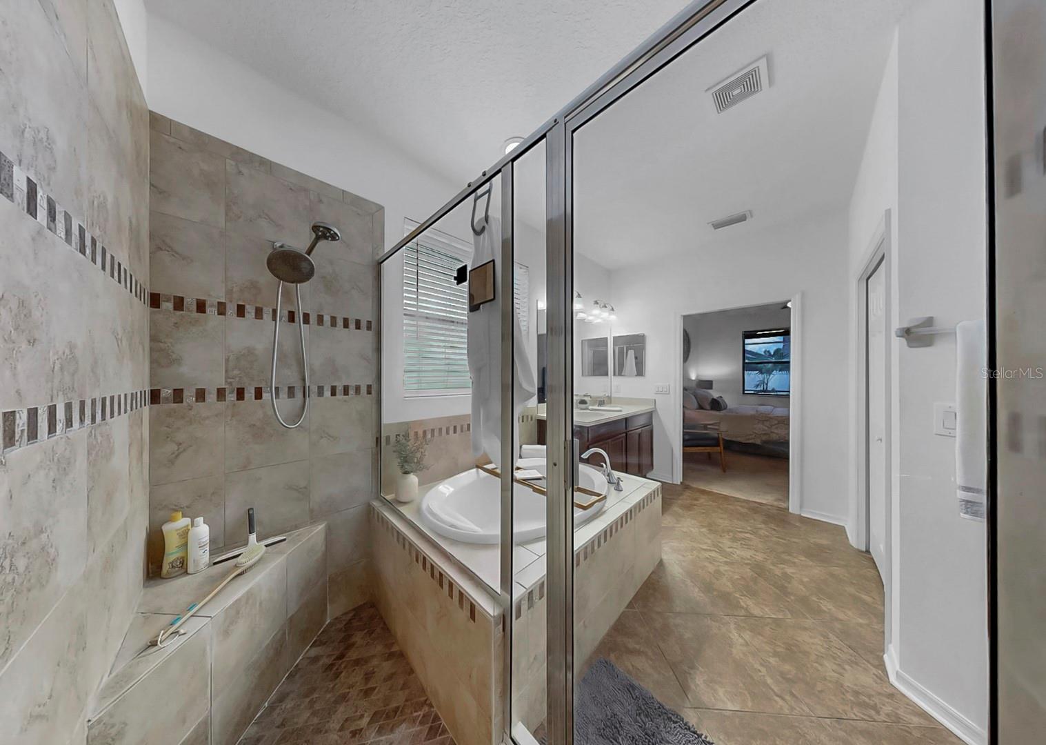 Image 33 of 57 For 8445 White Poplar Drive