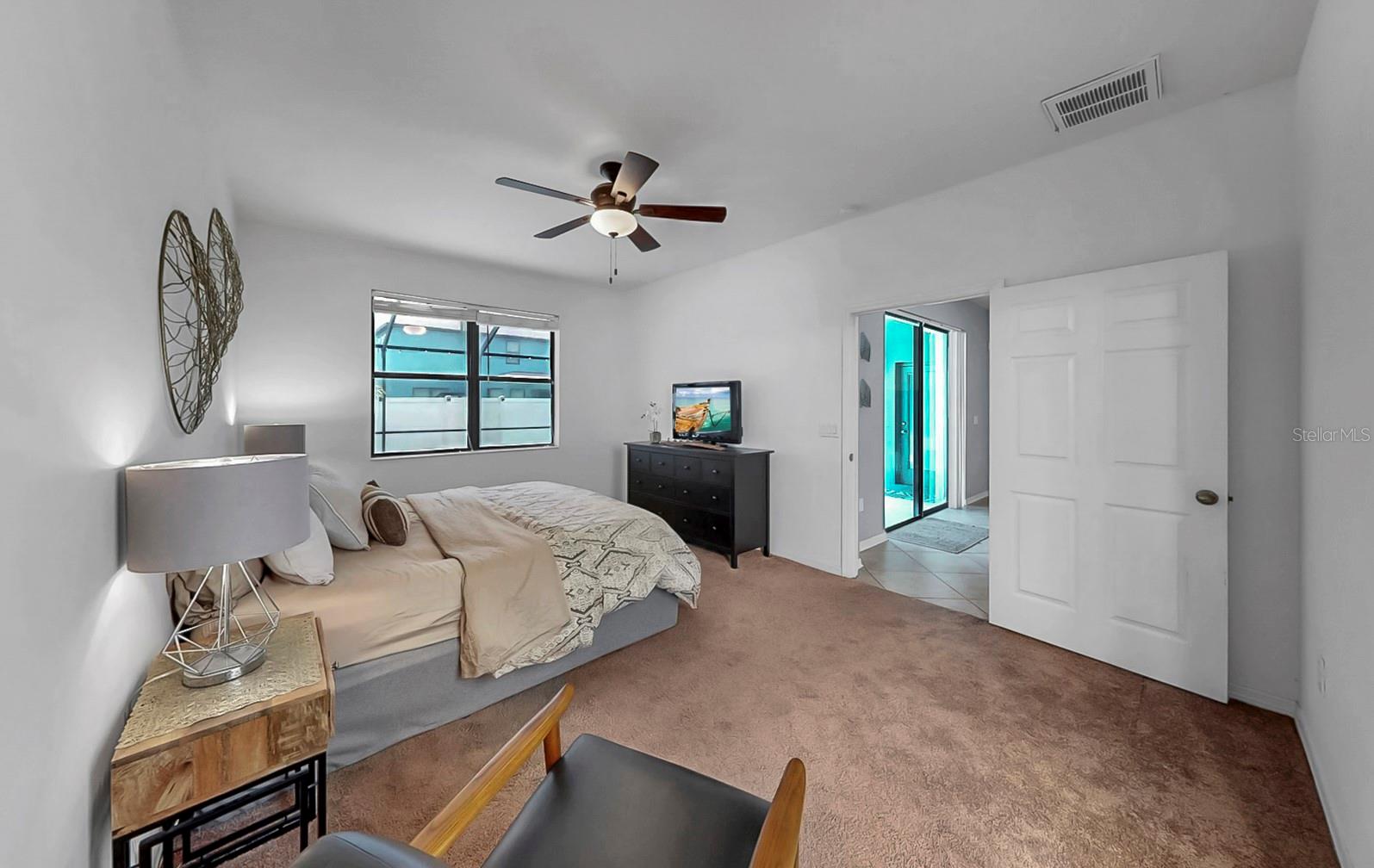 Image 36 of 57 For 8445 White Poplar Drive
