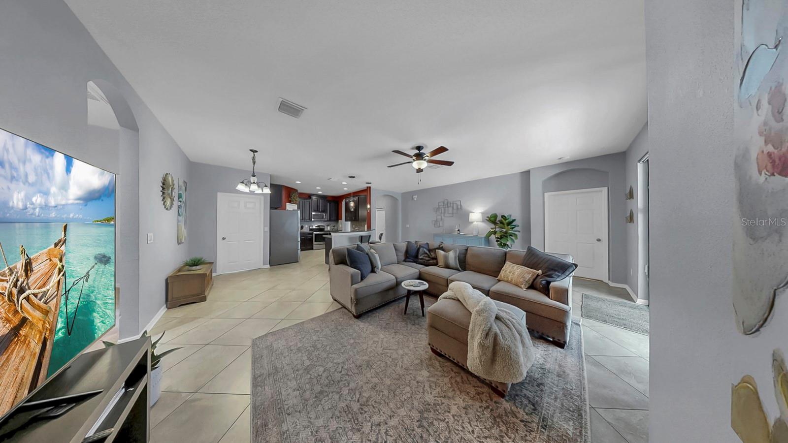 Image 4 of 57 For 8445 White Poplar Drive