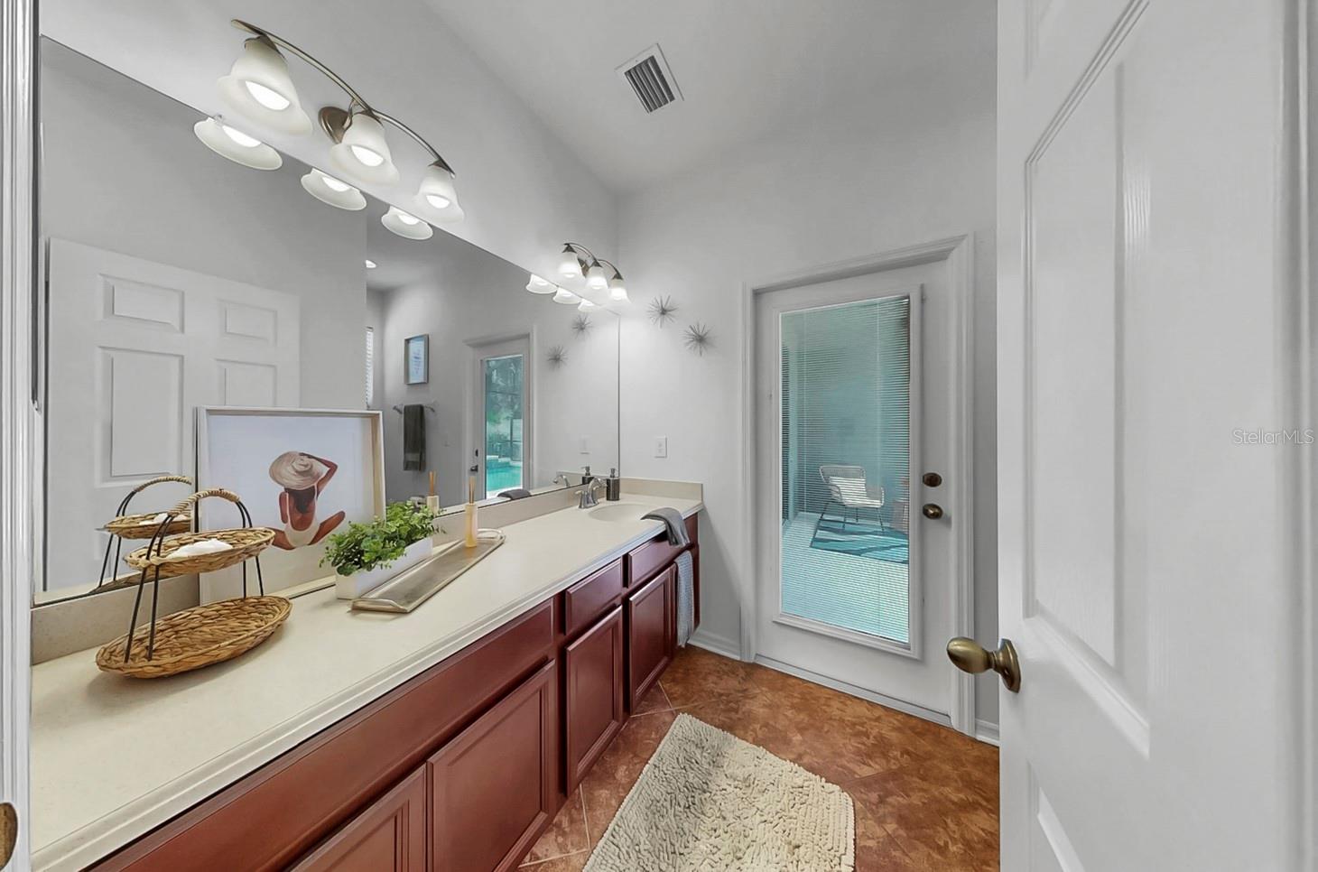 Image 41 of 57 For 8445 White Poplar Drive