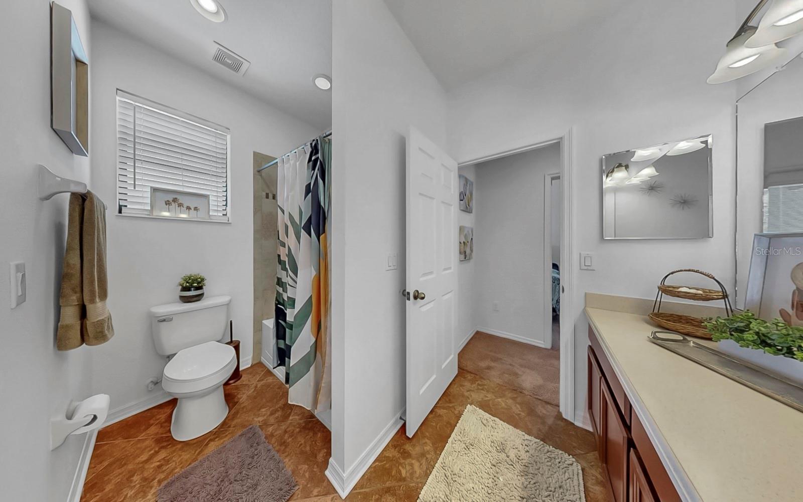 Image 42 of 57 For 8445 White Poplar Drive