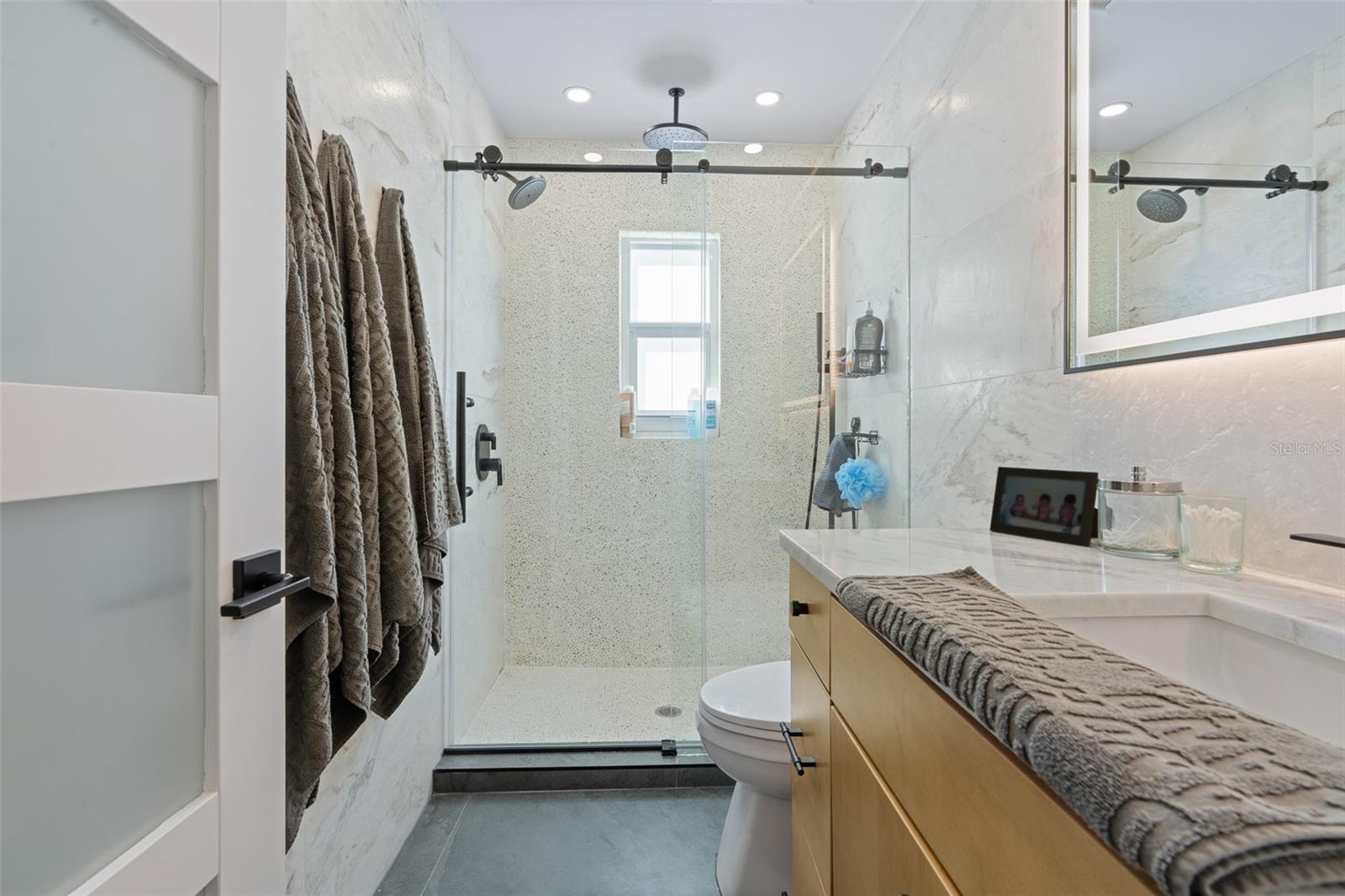 Image 15 of 30 For 8224 Parkwood Boulevard