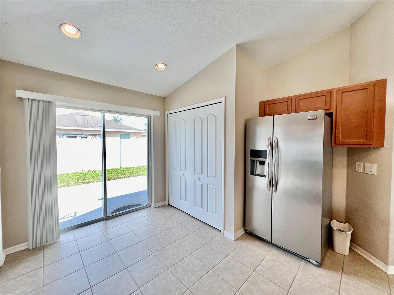 Image 13 of 33 For 537 19th Street Nw