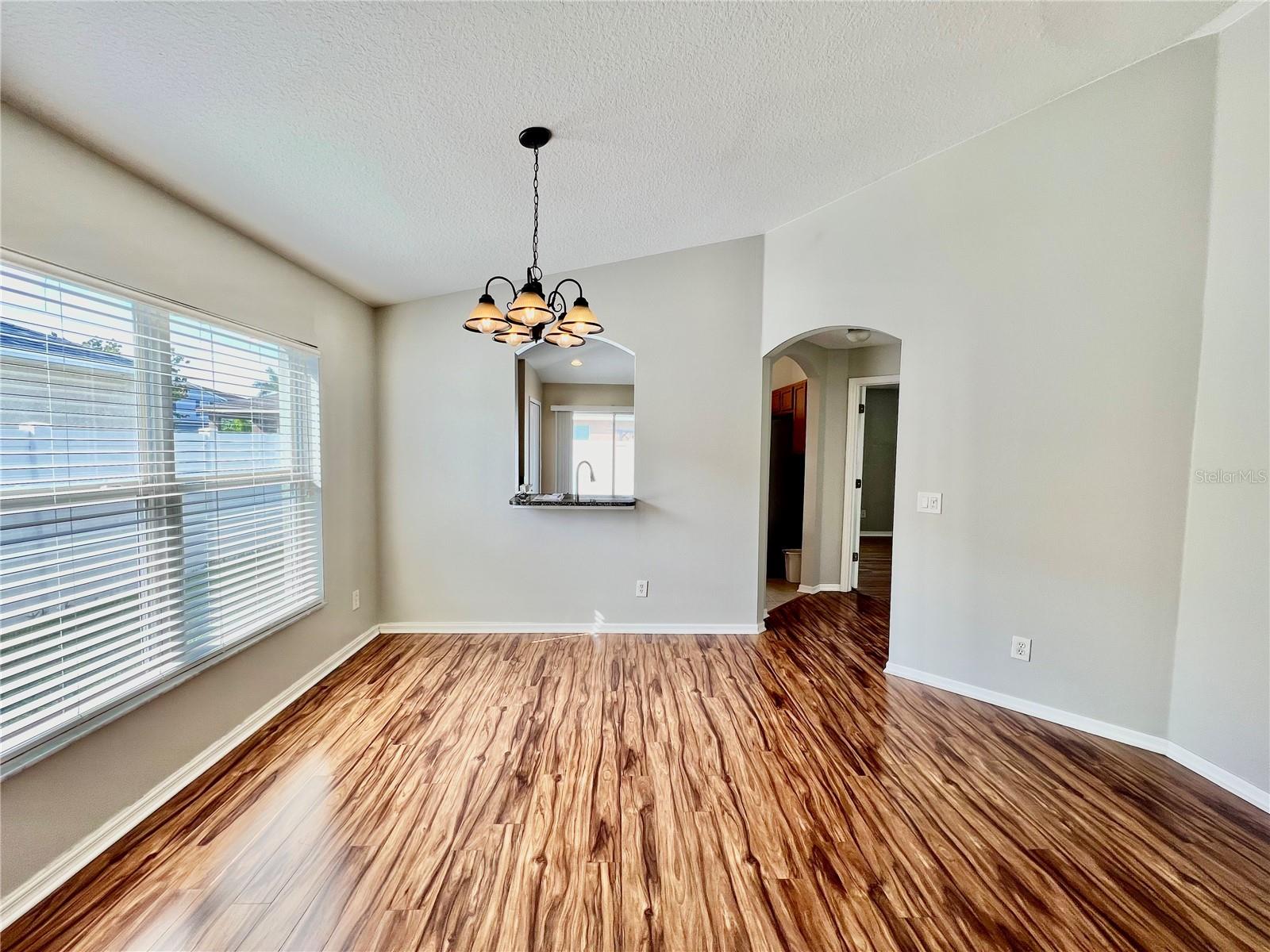 Image 8 of 33 For 537 19th Street Nw