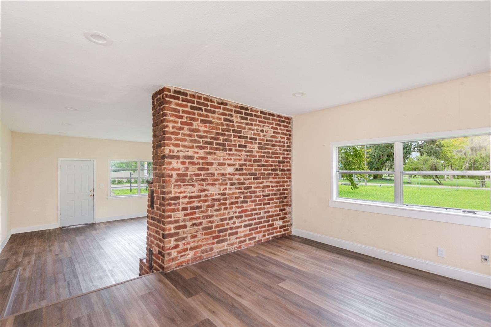 Image 8 of 31 For 660 6th St  