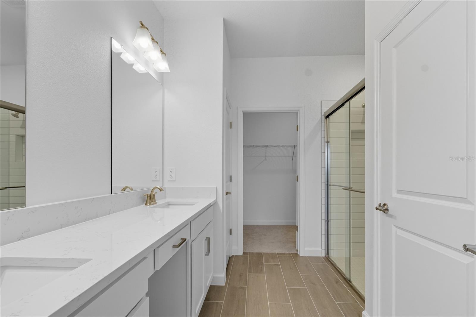 Image 16 of 51 For 31898 Griffin Sands Ln