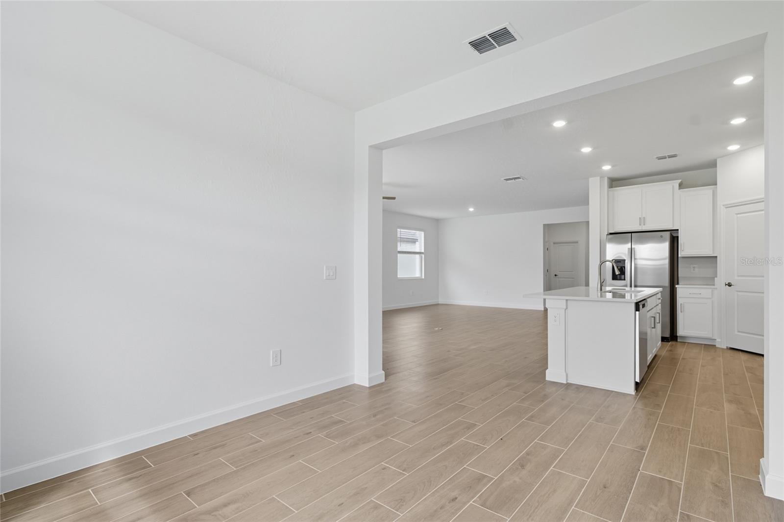 Image 21 of 51 For 31898 Griffin Sands Ln