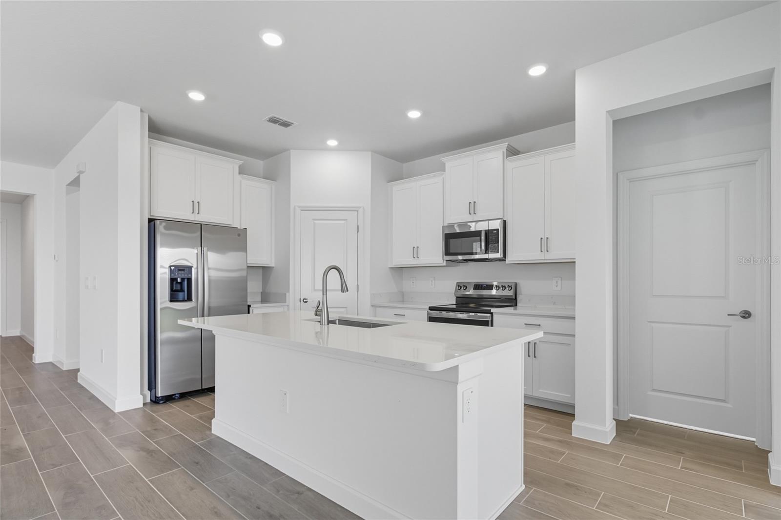 Image 26 of 51 For 31898 Griffin Sands Ln