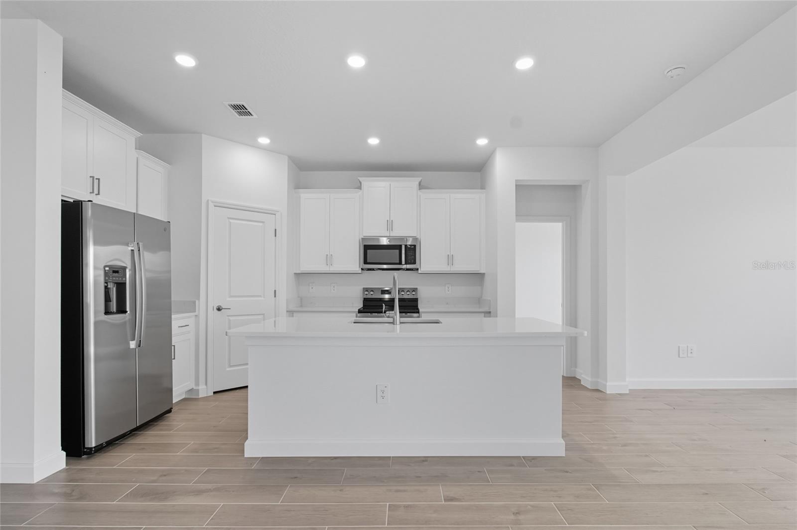 Image 28 of 51 For 31898 Griffin Sands Ln