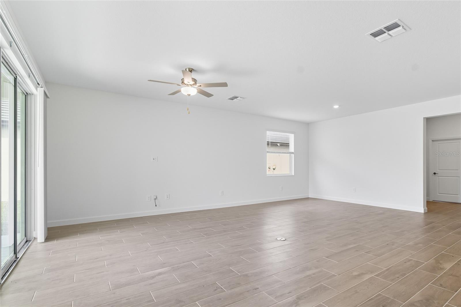 Image 31 of 51 For 31898 Griffin Sands Ln