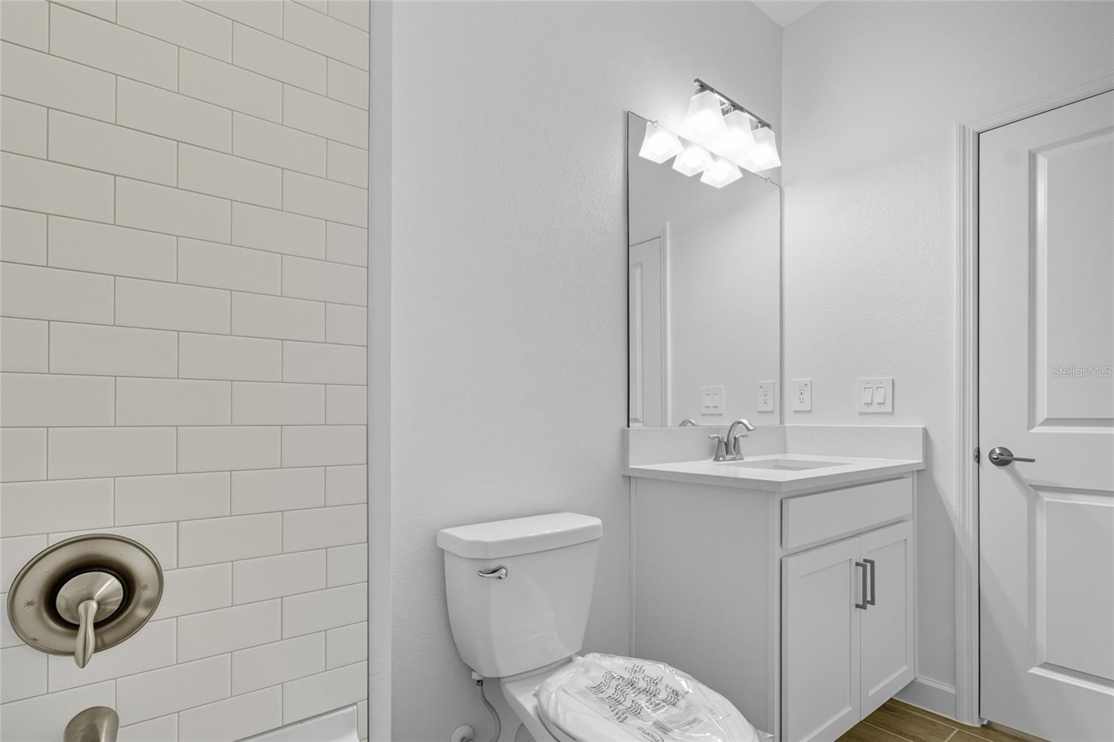 Image 35 of 51 For 31898 Griffin Sands Ln