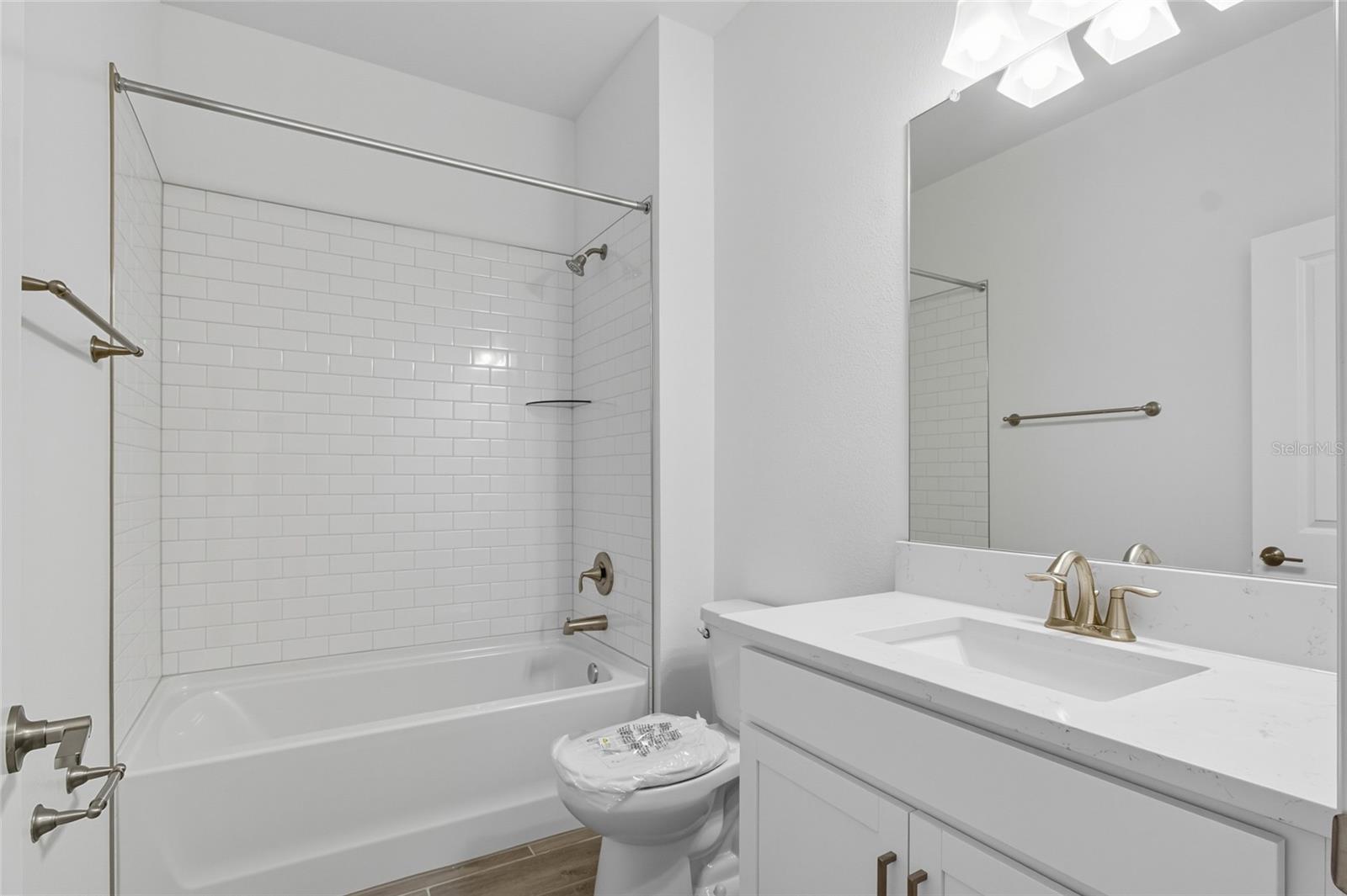 Image 36 of 51 For 31898 Griffin Sands Ln