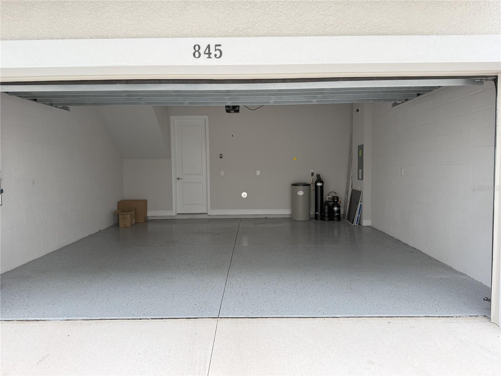 Image 18 of 18 For 845 Burlington Avenue N