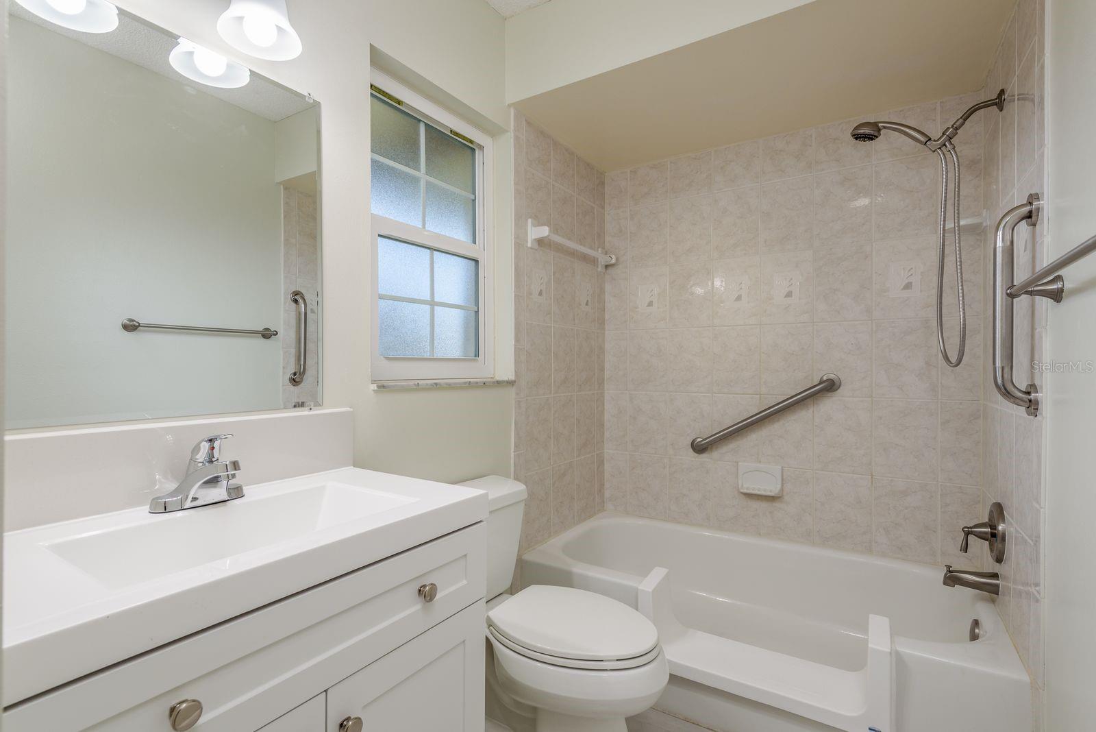 Image 15 of 29 For 1701 Pinehurst Road 19e