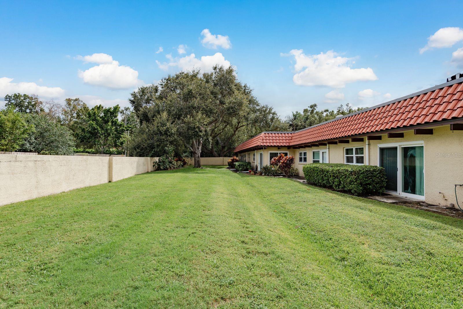 Image 22 of 29 For 1701 Pinehurst Road 19e
