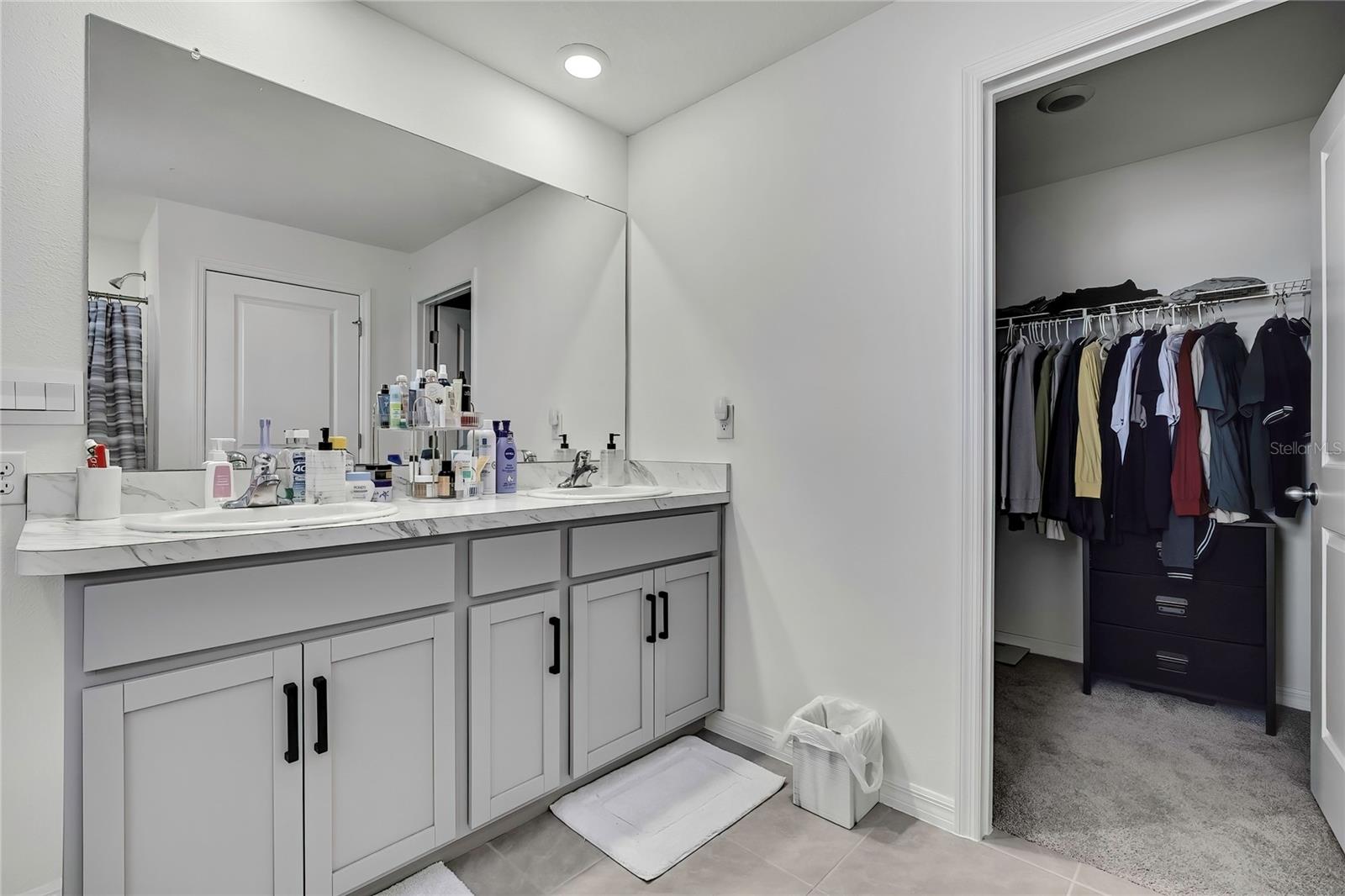 Image 17 of 37 For 16673 Windmill Forge Pass