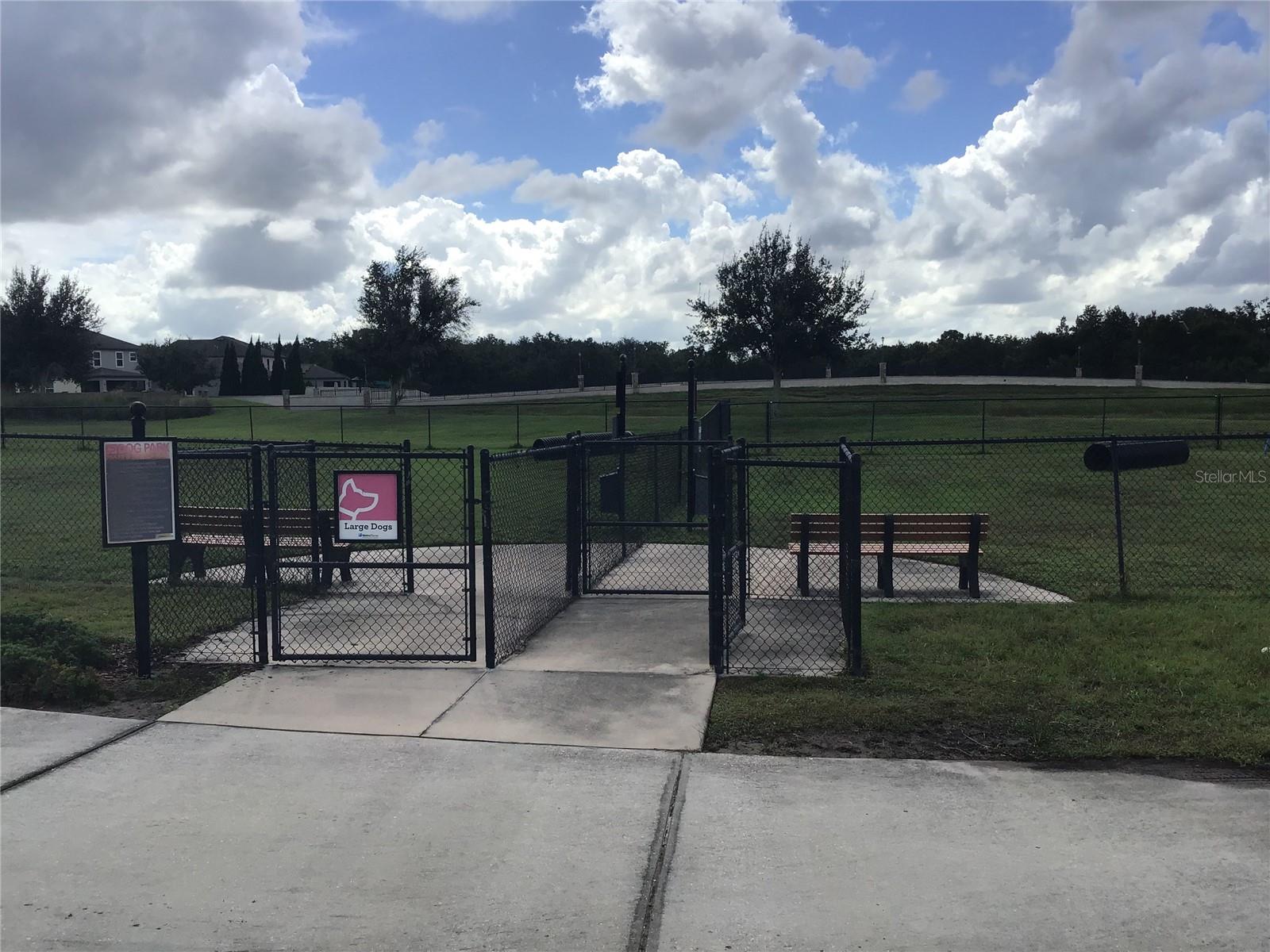 Image 28 of 37 For 16673 Windmill Forge Pass