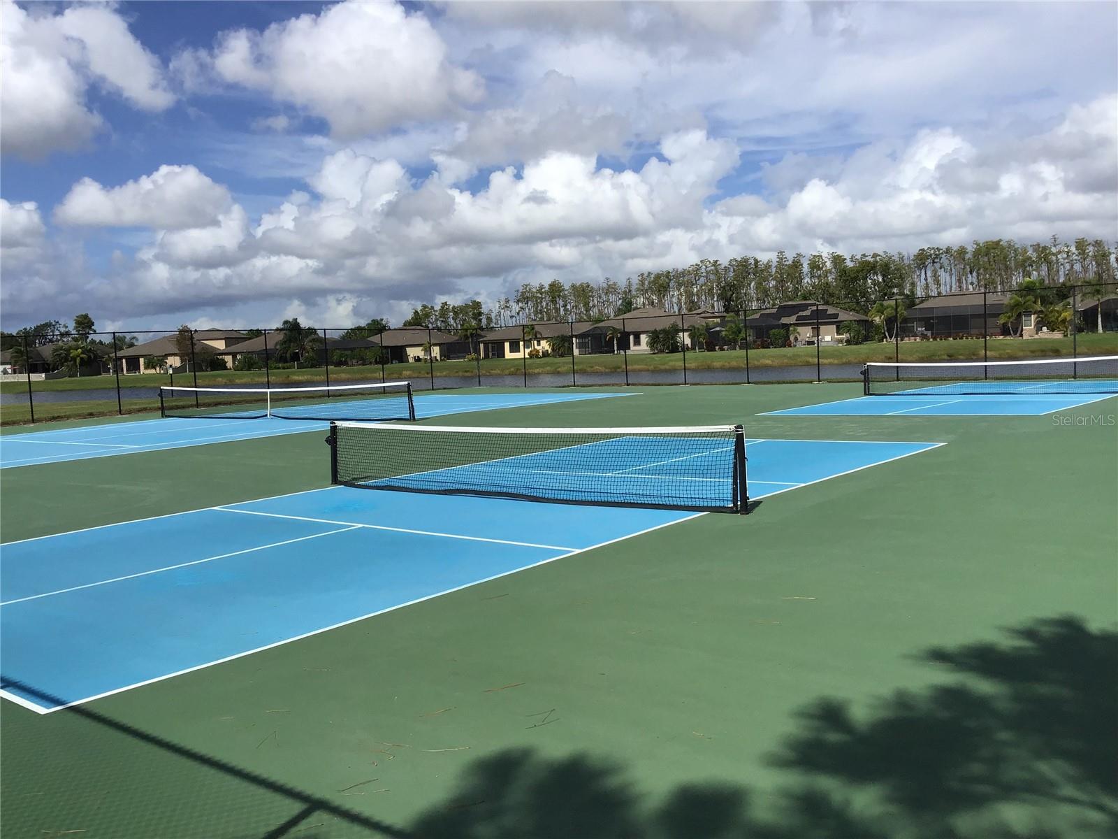 Image 36 of 37 For 16673 Windmill Forge Pass