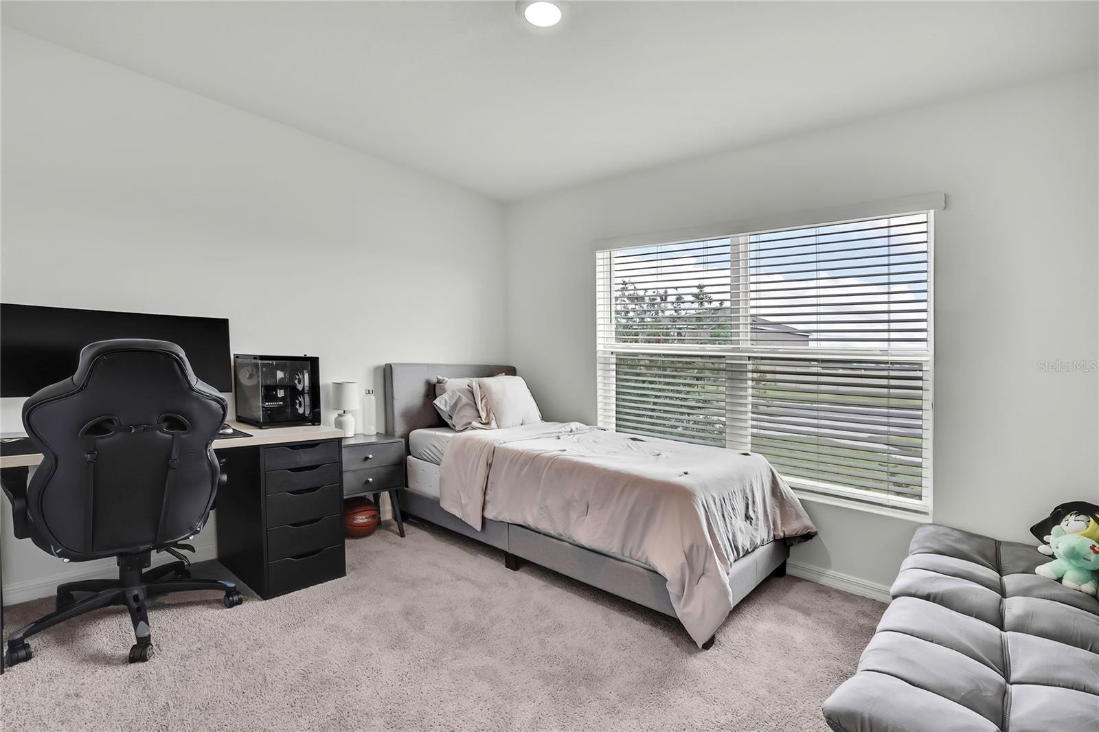 Image 8 of 37 For 16673 Windmill Forge Pass