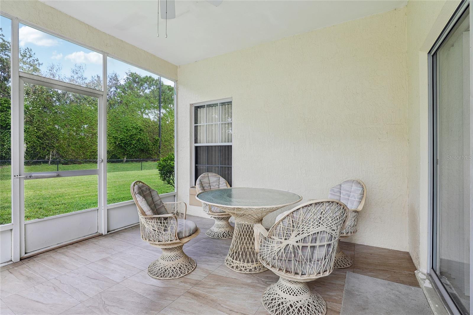 Image 17 of 25 For 11624 Peach Grove Lane