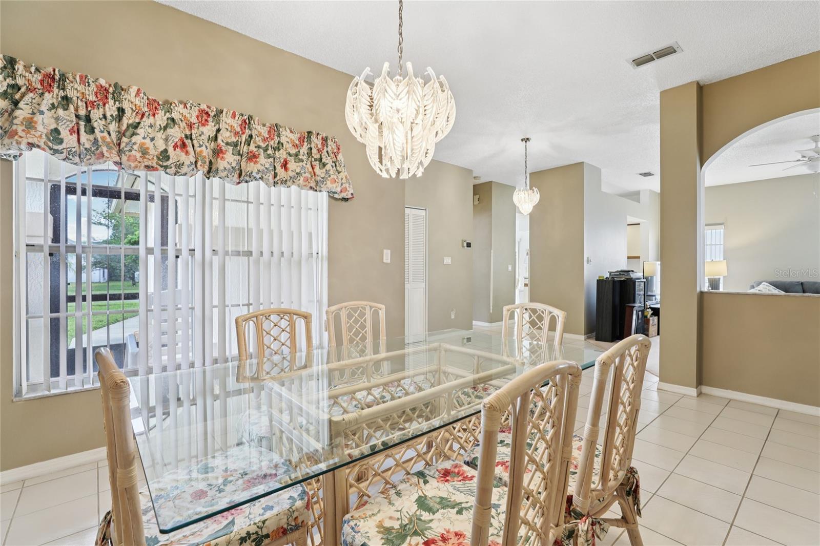 Image 9 of 25 For 11624 Peach Grove Lane