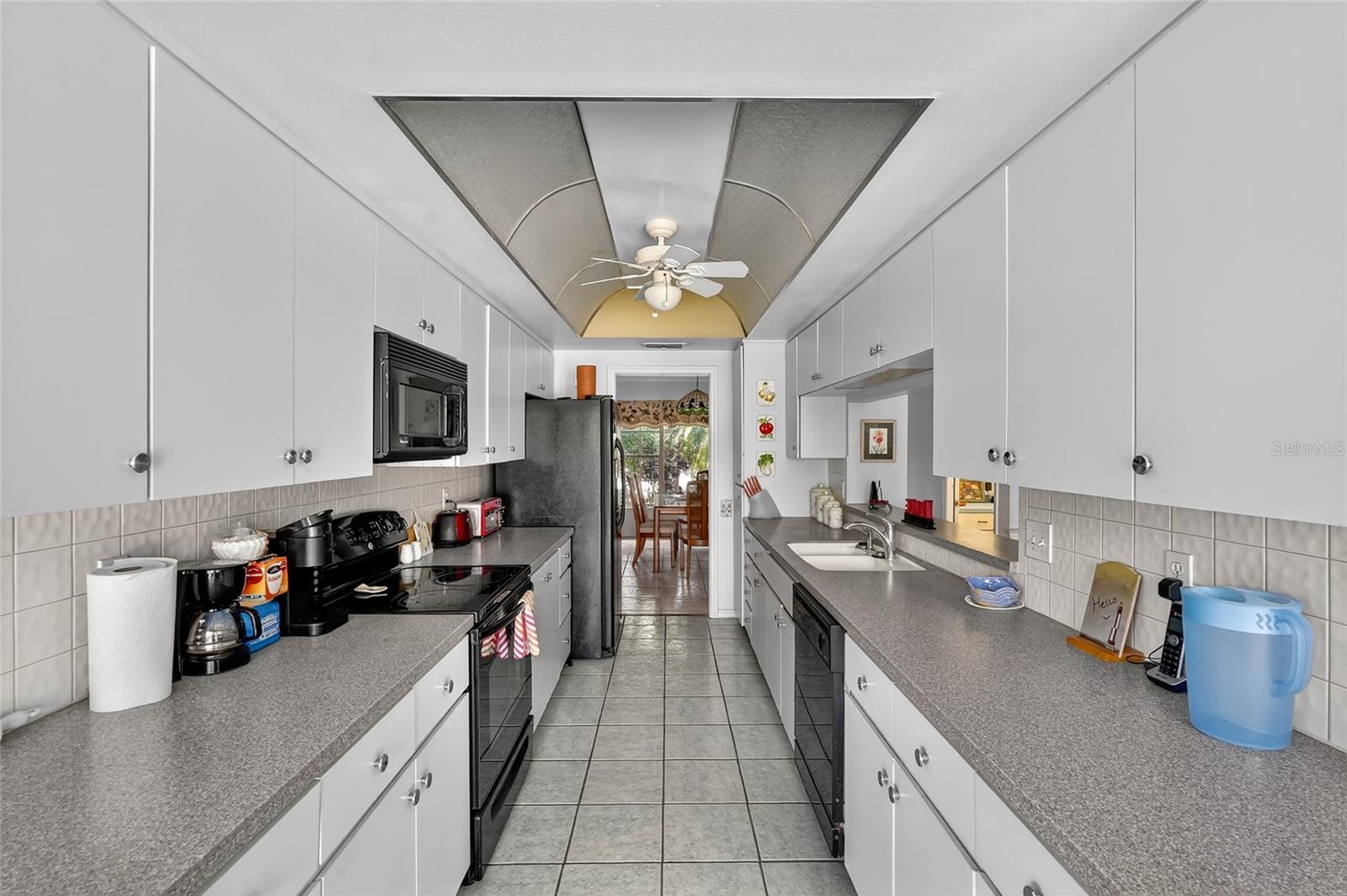 Image 11 of 42 For 2824 Summervale Drive