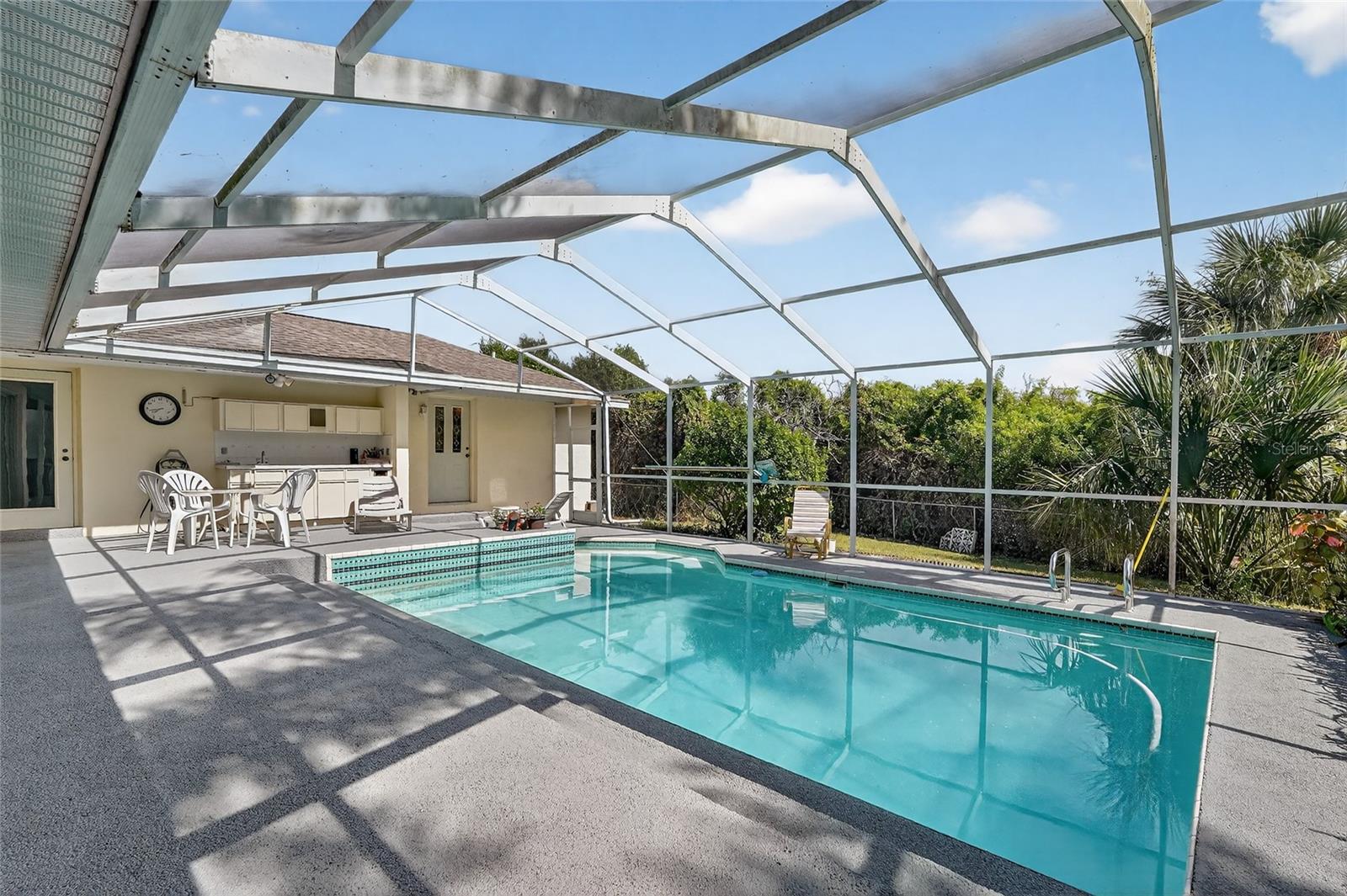 Image 33 of 42 For 2824 Summervale Drive