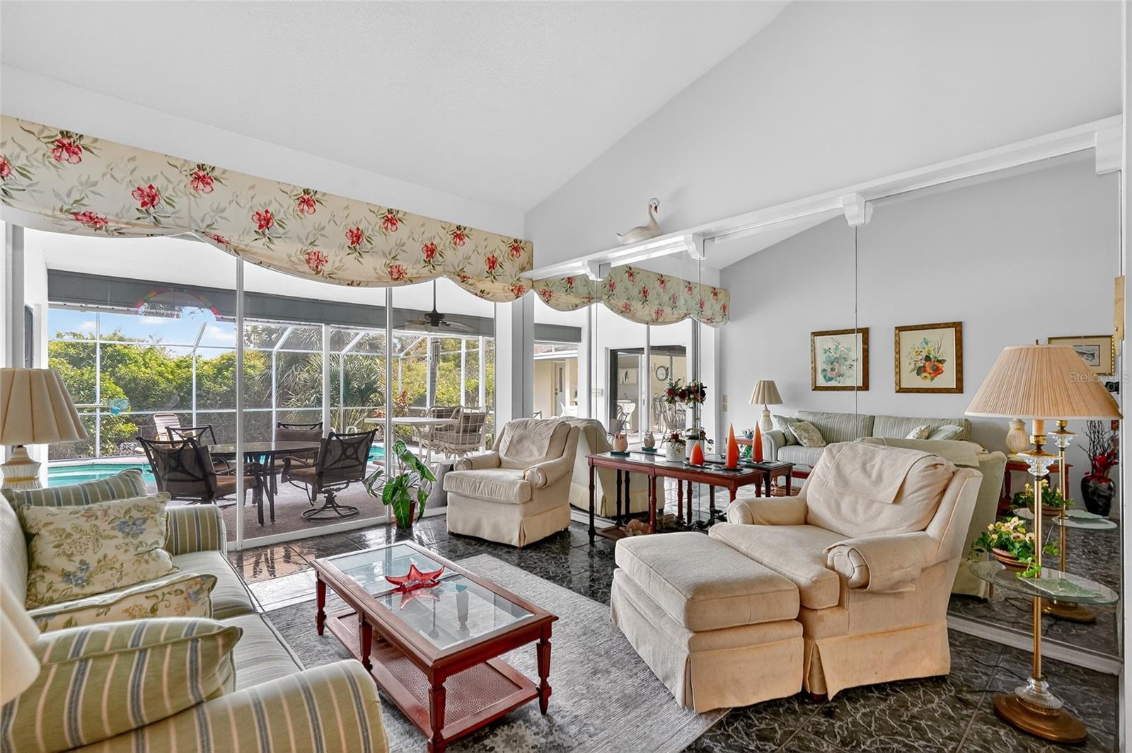 Image 5 of 42 For 2824 Summervale Drive