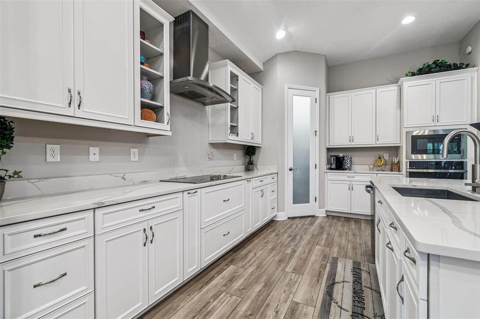 Image 17 of 90 For 12948 Twin Bridges Drive