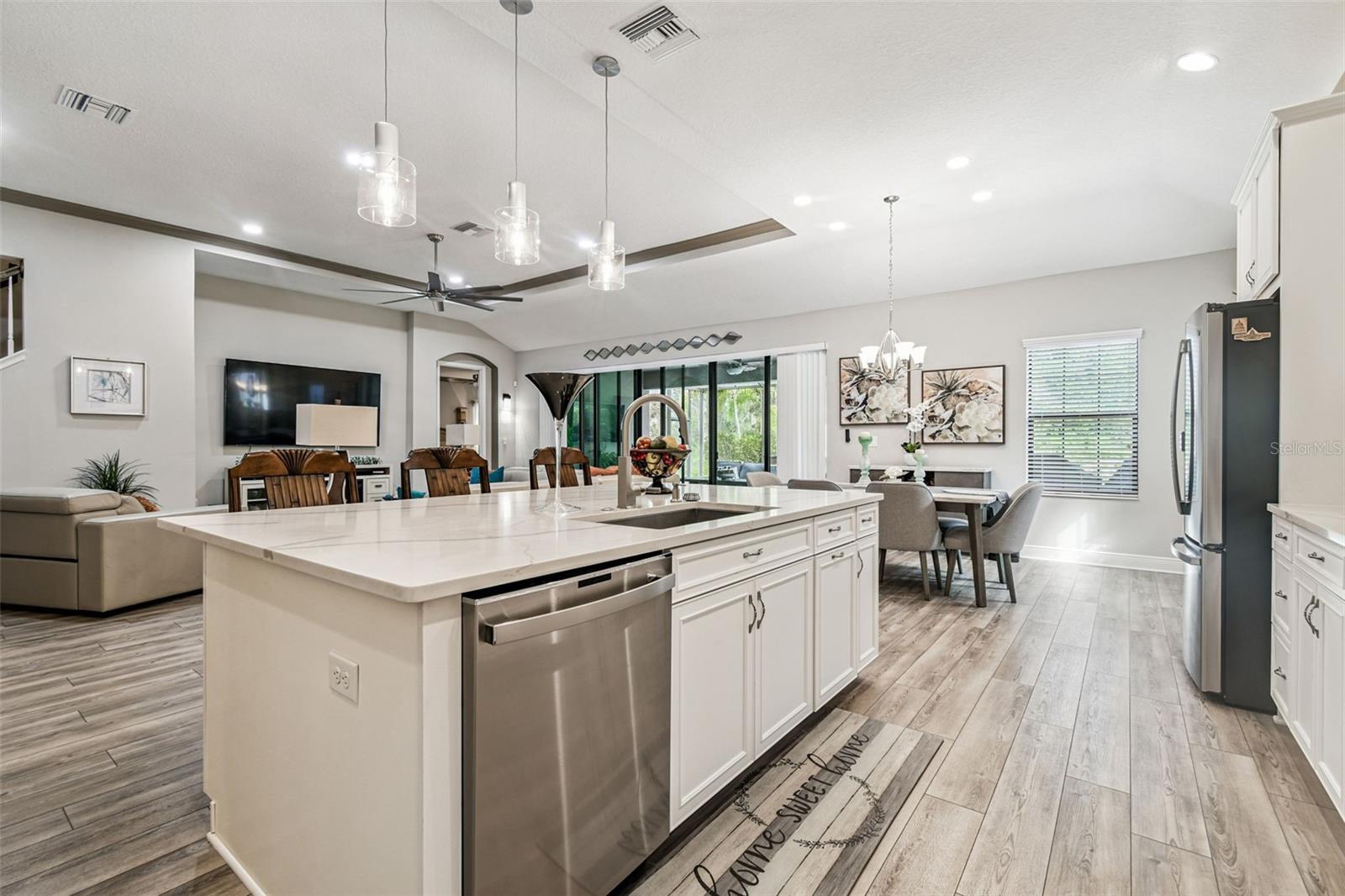 Image 19 of 90 For 12948 Twin Bridges Drive