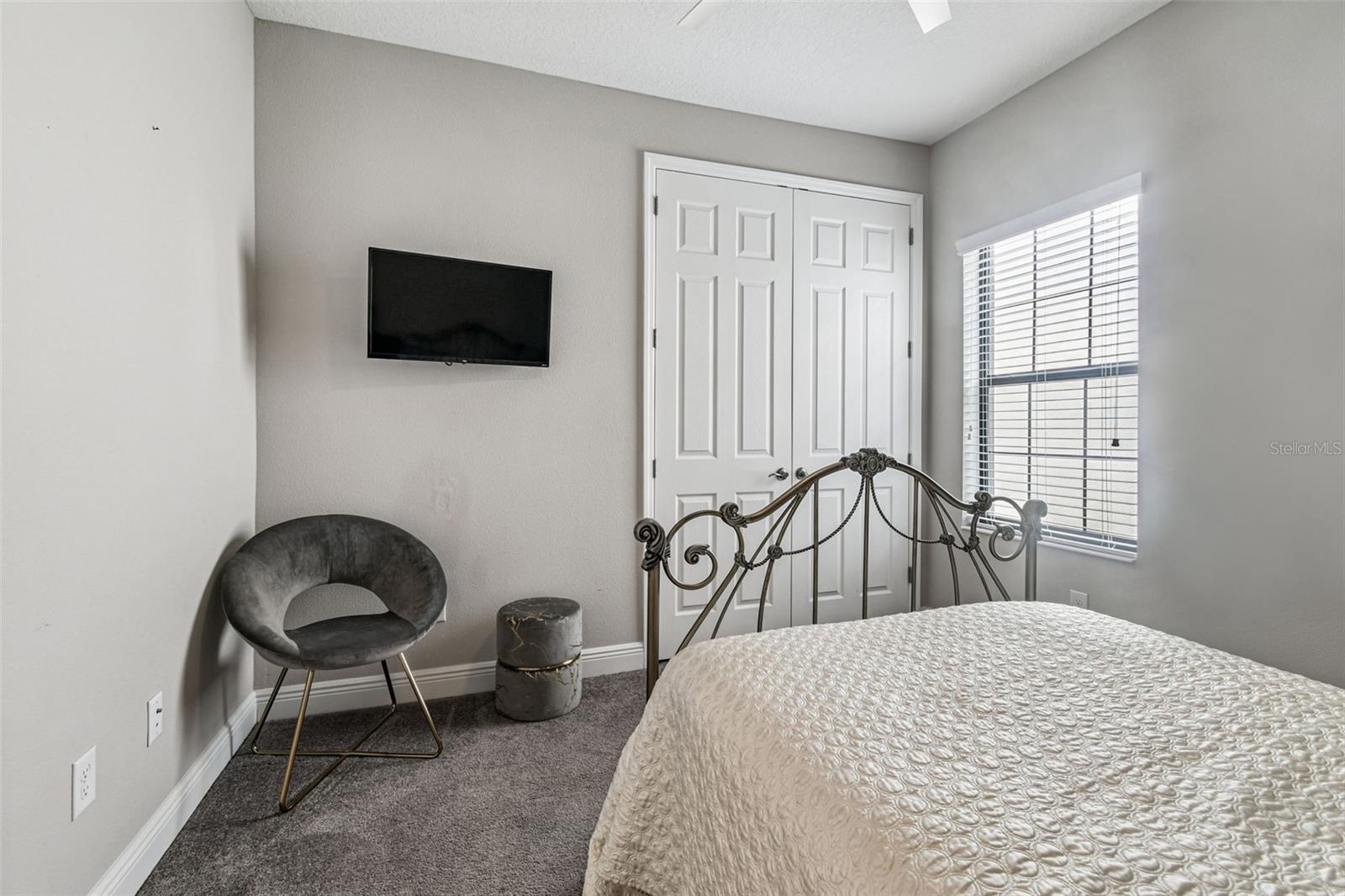 Image 22 of 90 For 12948 Twin Bridges Drive